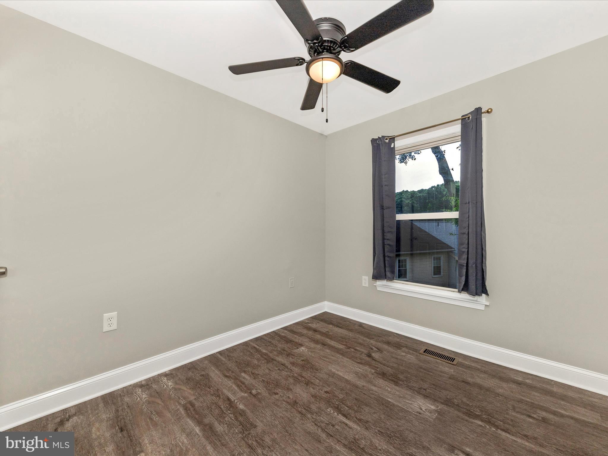 GREENCASTLE MANOR - Residential Lease