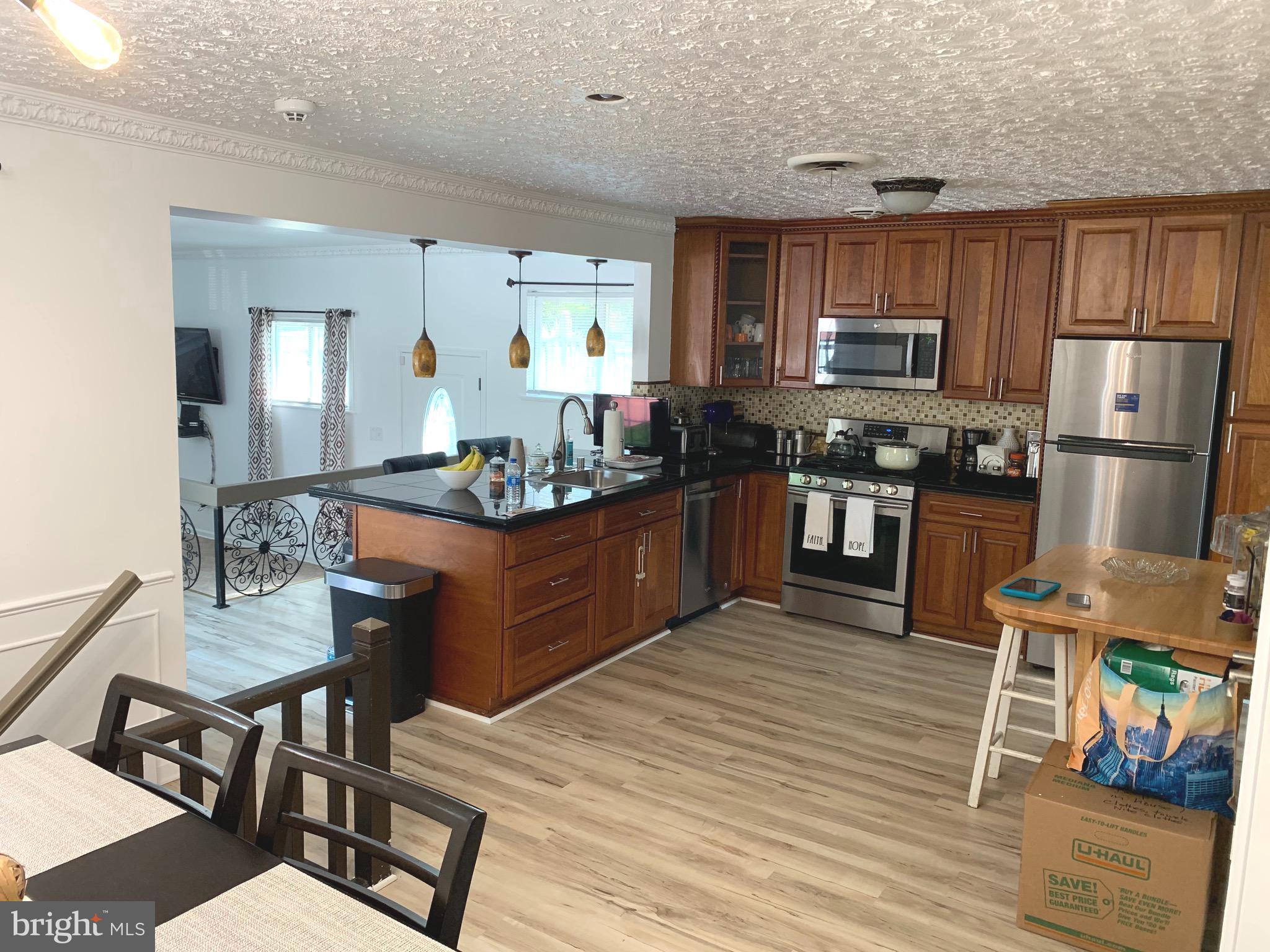 RANDALLWOOD - Residential