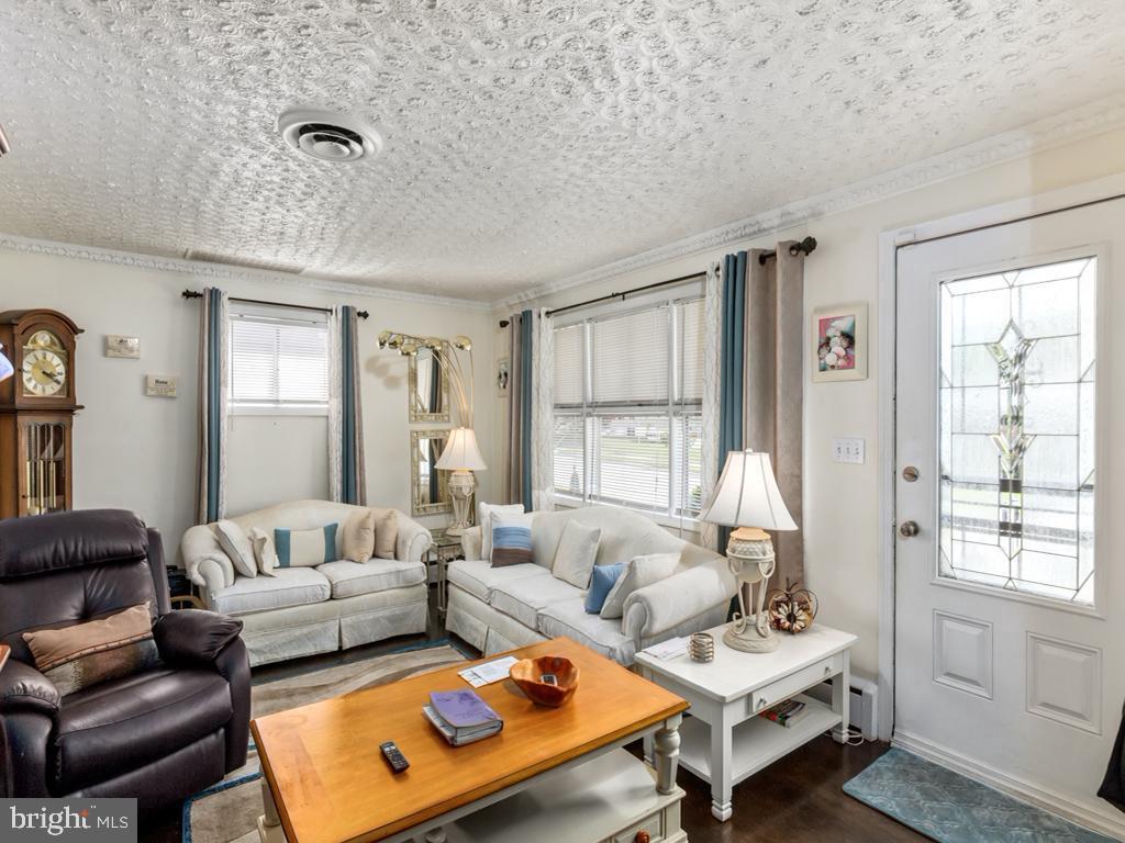 RANDALLWOOD - Residential