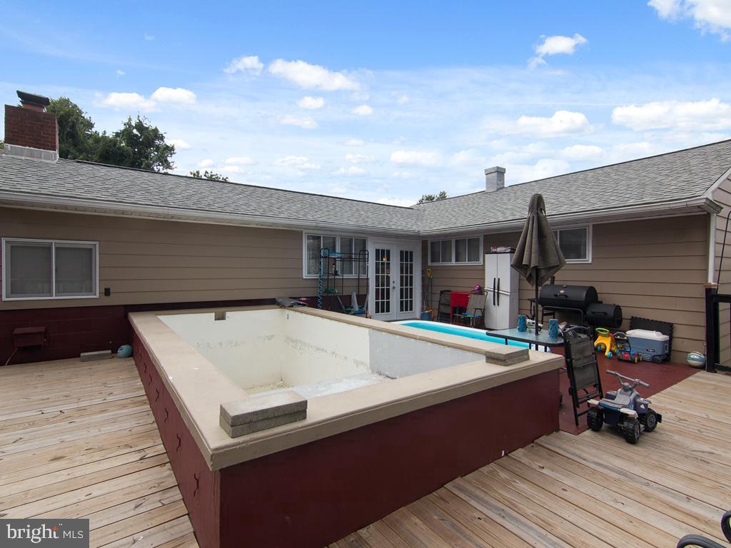 RANDALLWOOD - Residential