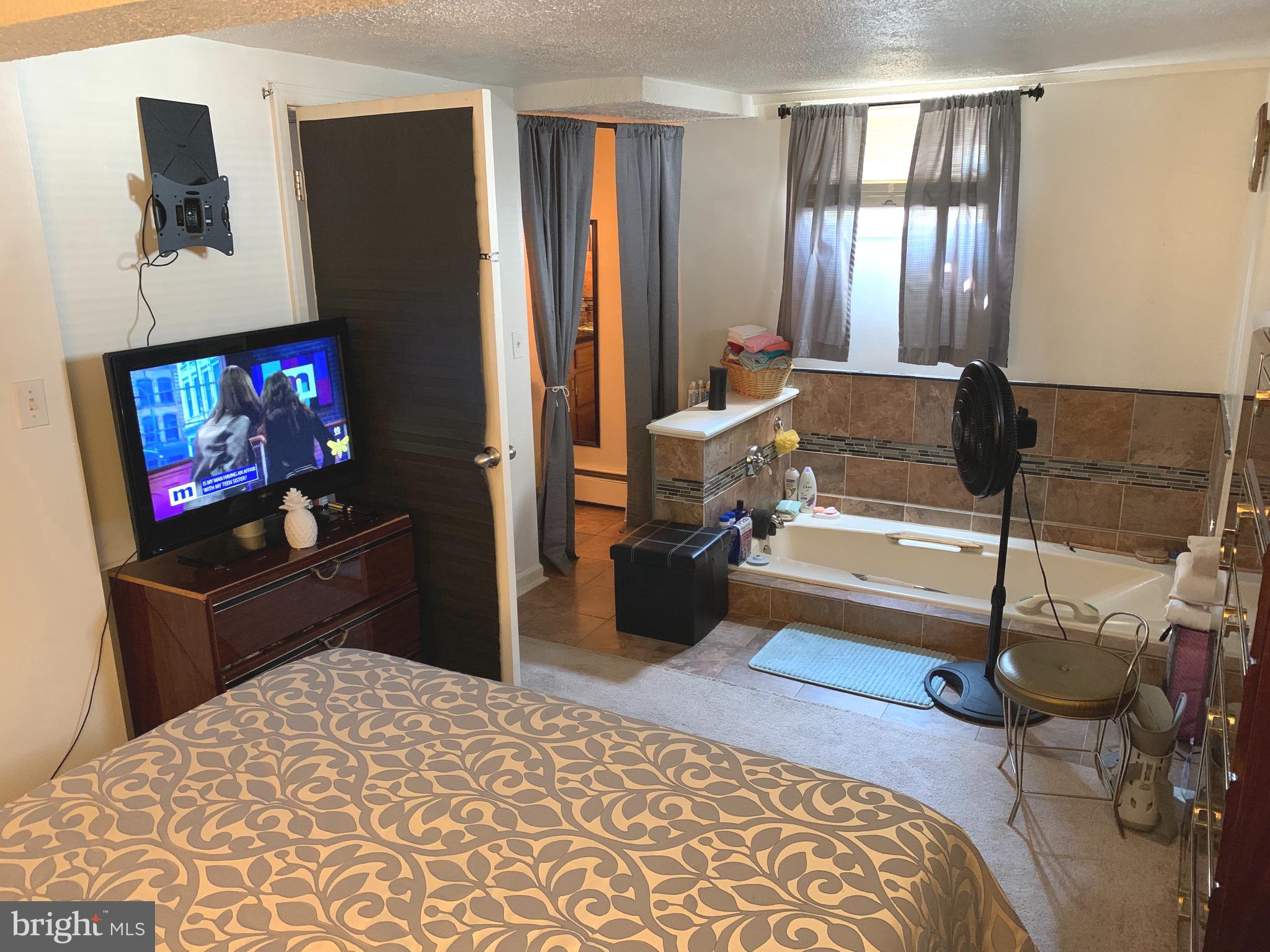 RANDALLWOOD - Residential