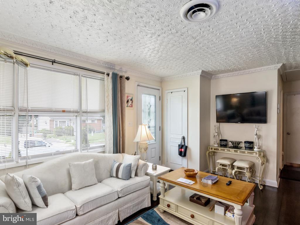 RANDALLWOOD - Residential