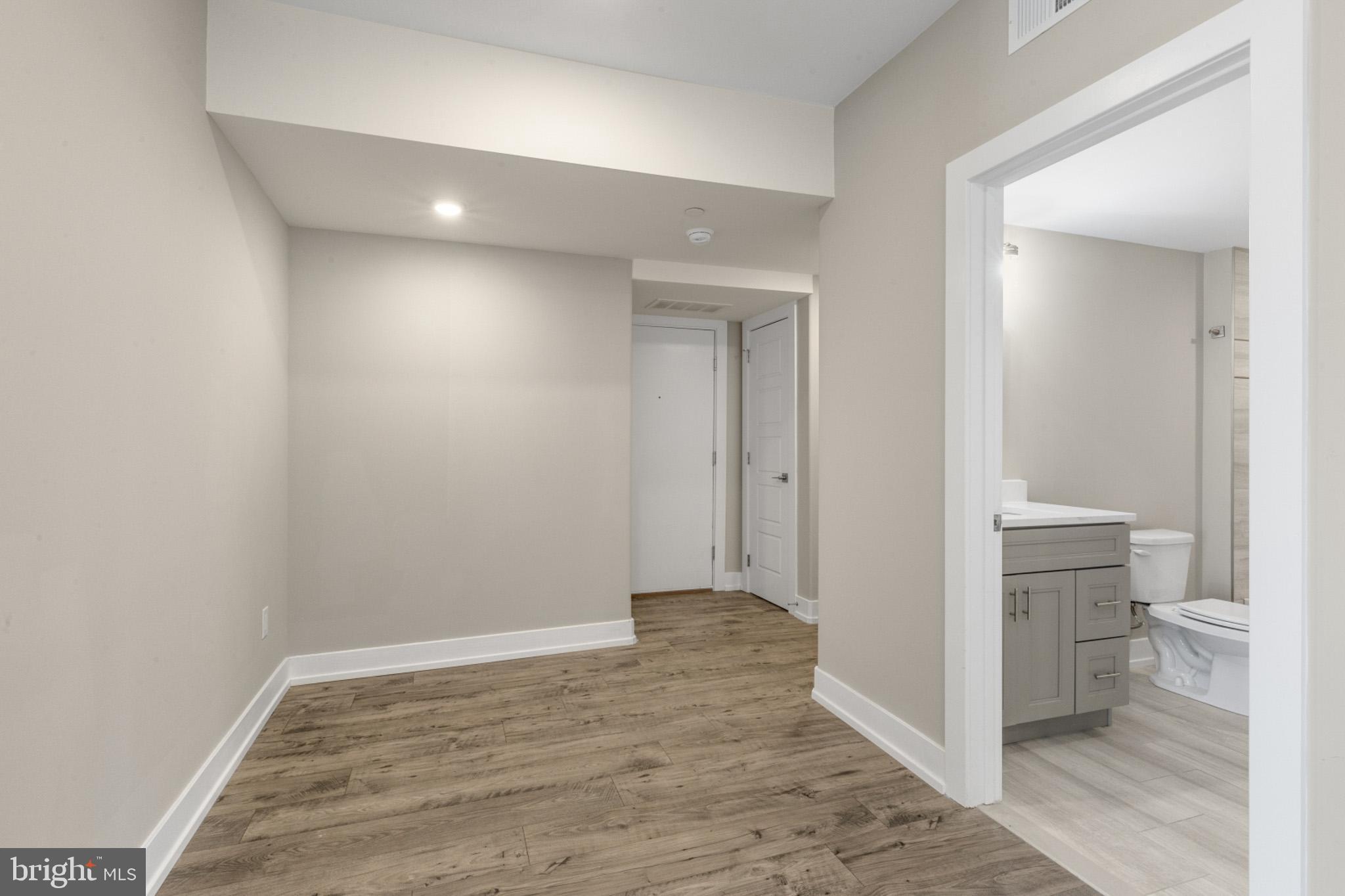 2209 N BROAD STREET 503