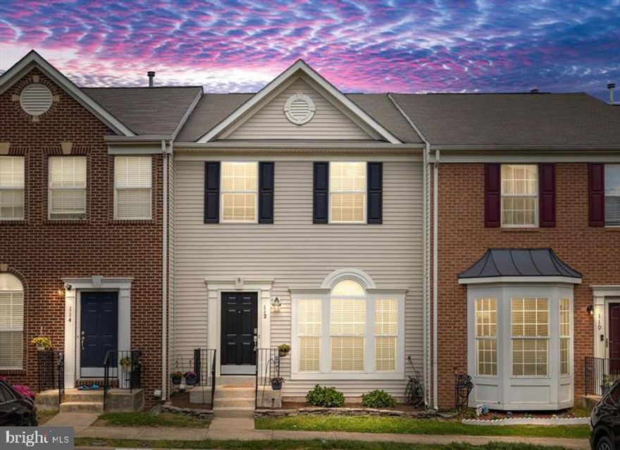 Large and centrally located beautiful  3 bedroom and 3.5 bathrooms townhome with easy access to Quantico and 95! Home is Finished 3 levels that backs to trees with ample parking space. Lower level features a space that could  be converted as an  additional room or office space and a spacious living space with fireplace. Wood floors throughout kitchen and dining room with double oven and gas cooktop.  Newly installed Microwave and water heater, Upper level washer/dryer and many more in this lovely home! Call your agent today to schedule your showing!