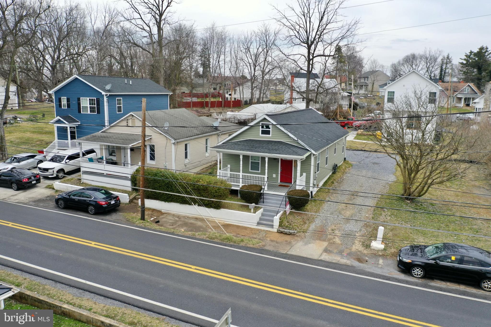 CHARLES TOWN - Residential