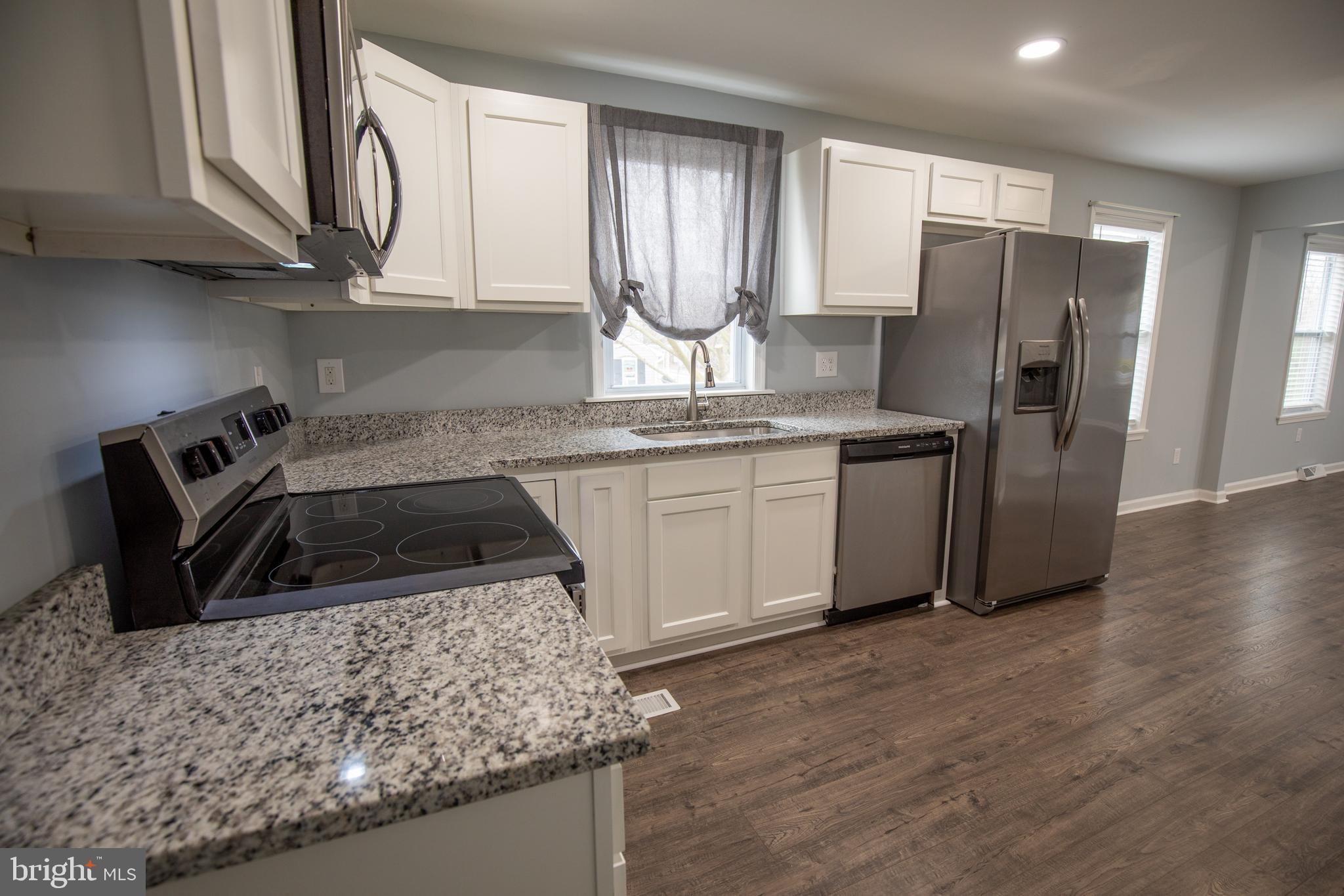 CHARLES TOWN - Residential