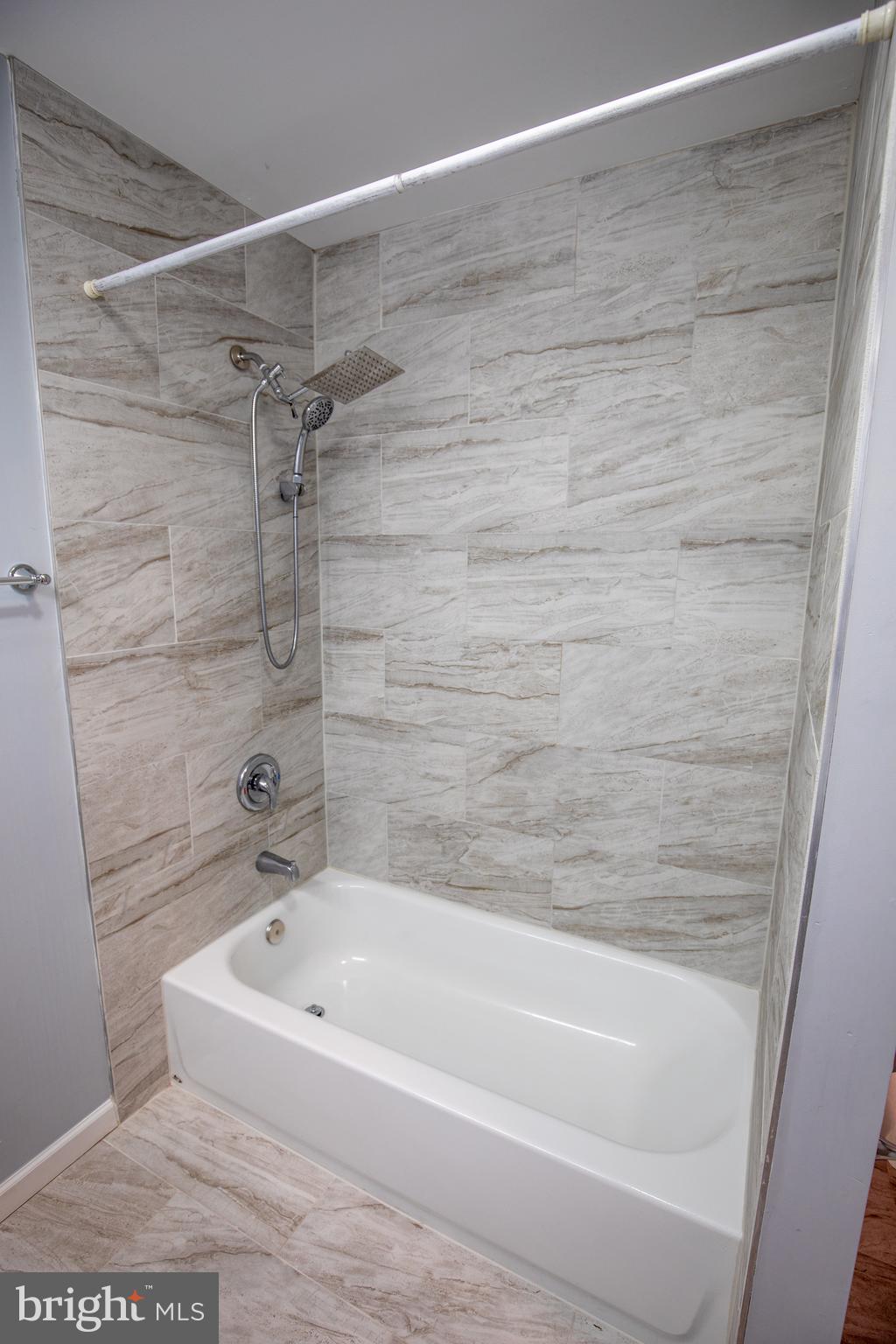 CHARLES TOWN - Residential