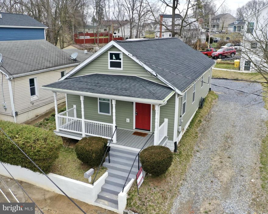 This charming 2 bedroom, 2 full bathroom home is a perfect blend of modern comfort and cozy charm. Step inside to discover a fresh and inviting space, full of recent upgrades throughout including 2-year-old Roof, vinyl siding, and windows.

The heart of the home boasts stunning LVP flooring,  granite countertops,  stainless steel appliances, and a fresh coat of paint which adds to the sense of light and airiness, inviting you to unwind and relax. 

And let's not forget the practical perks – this home is conveniently located perfect for a commuter and it has off-street parking. 

Don't miss your chance to call this gem yours. Schedule a tour today!