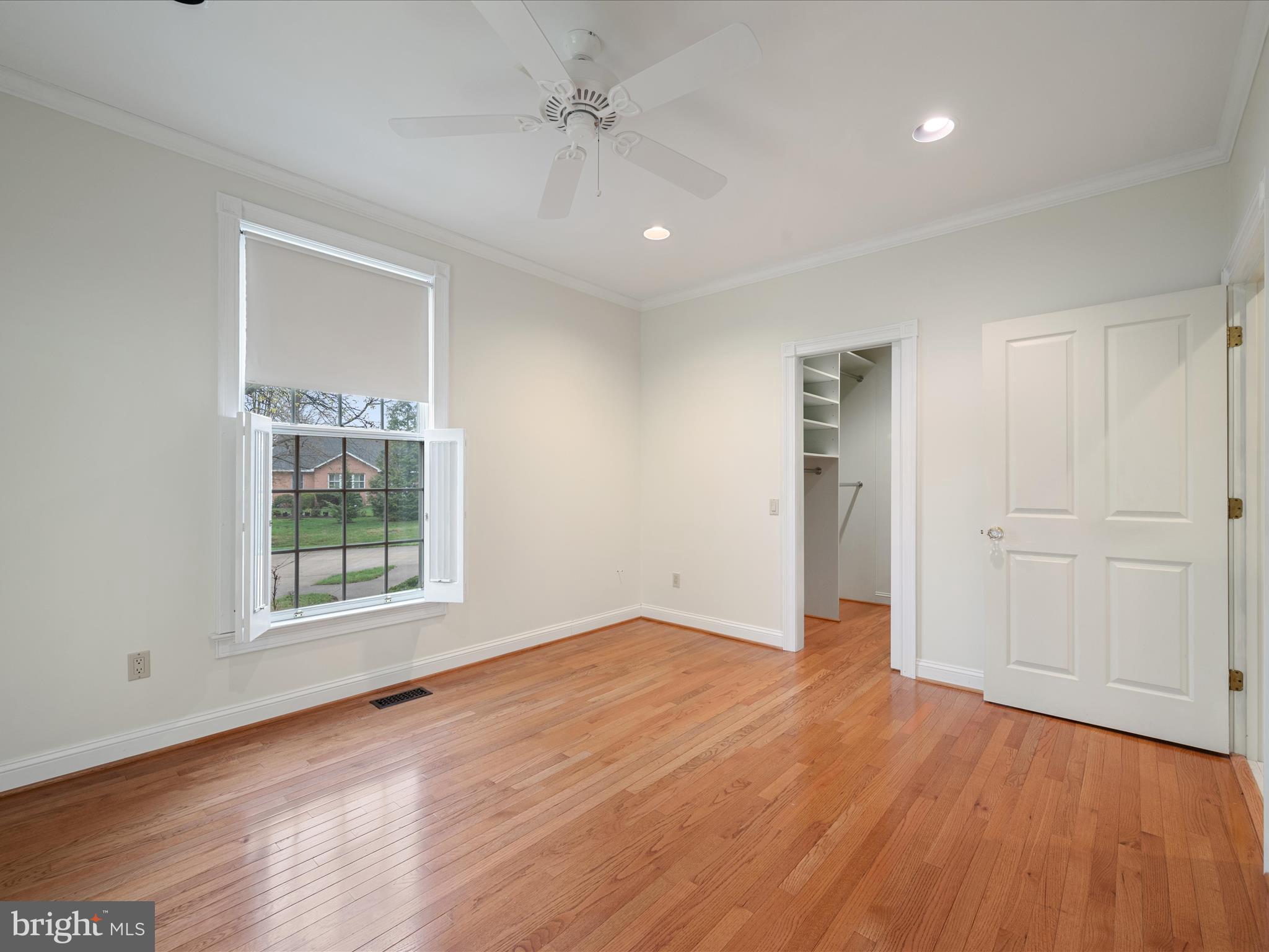 MEADOWBRANCH MEWS - Residential