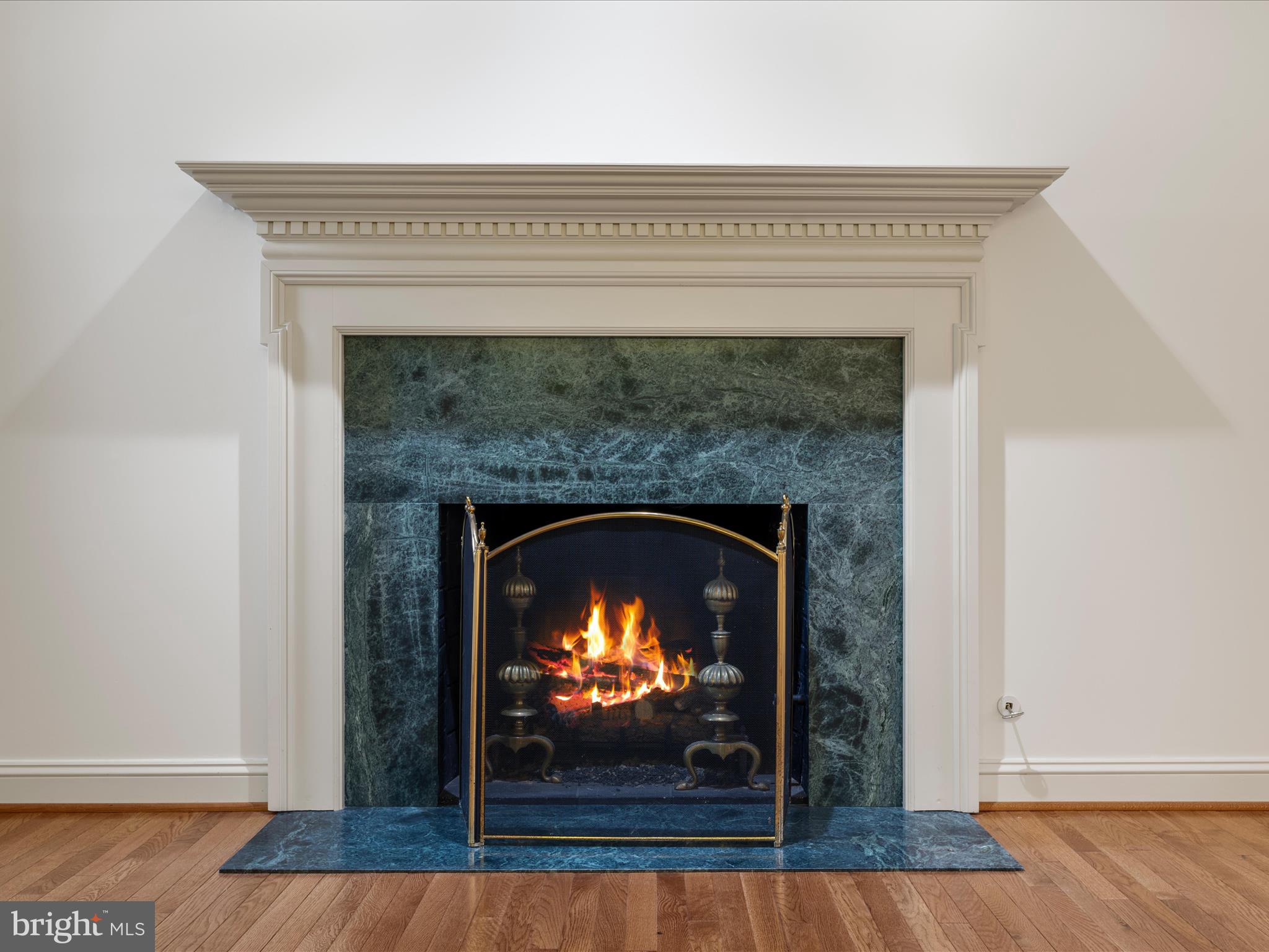 MEADOWBRANCH MEWS - Residential