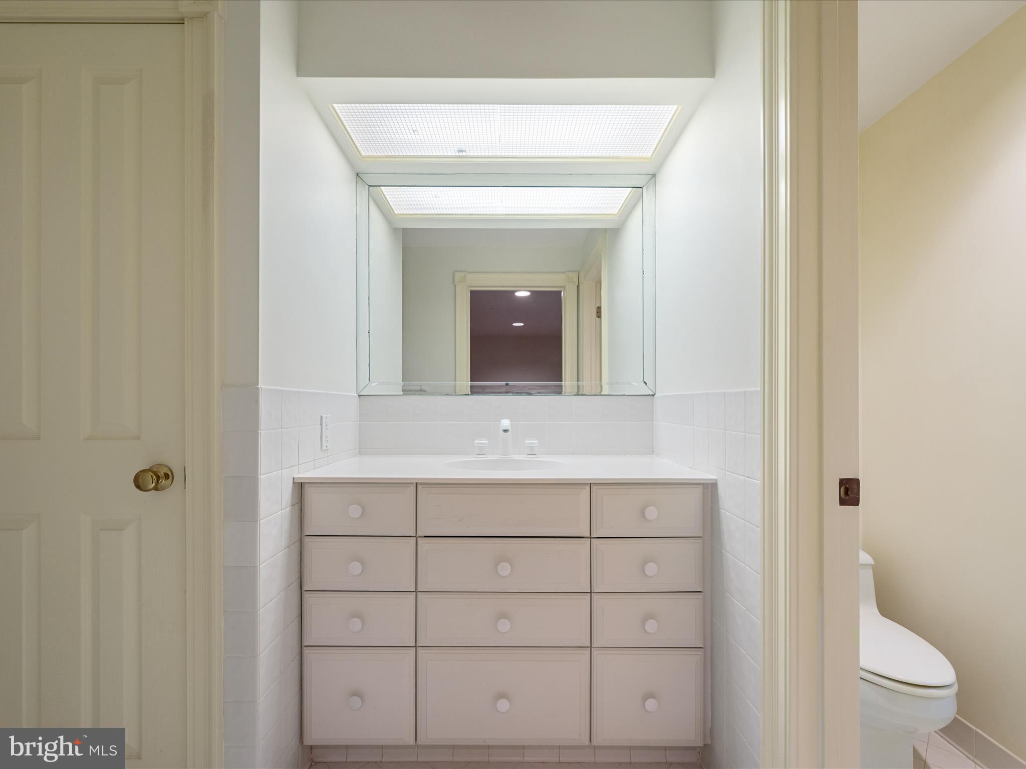 MEADOWBRANCH MEWS - Residential