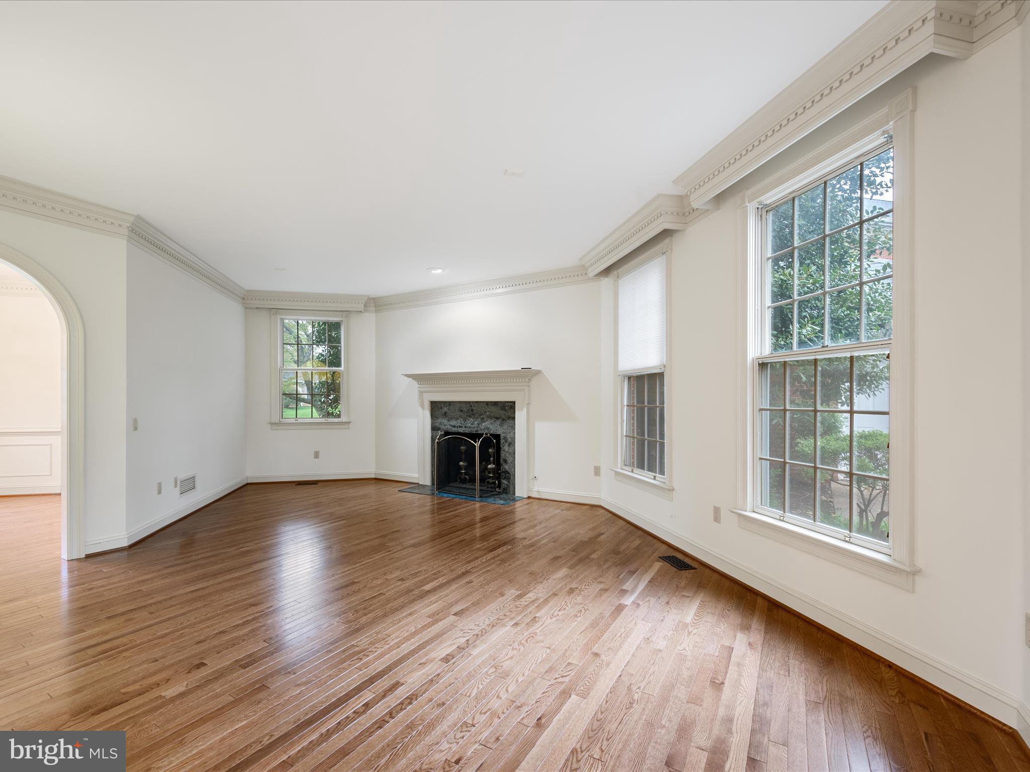 MEADOWBRANCH MEWS - Residential