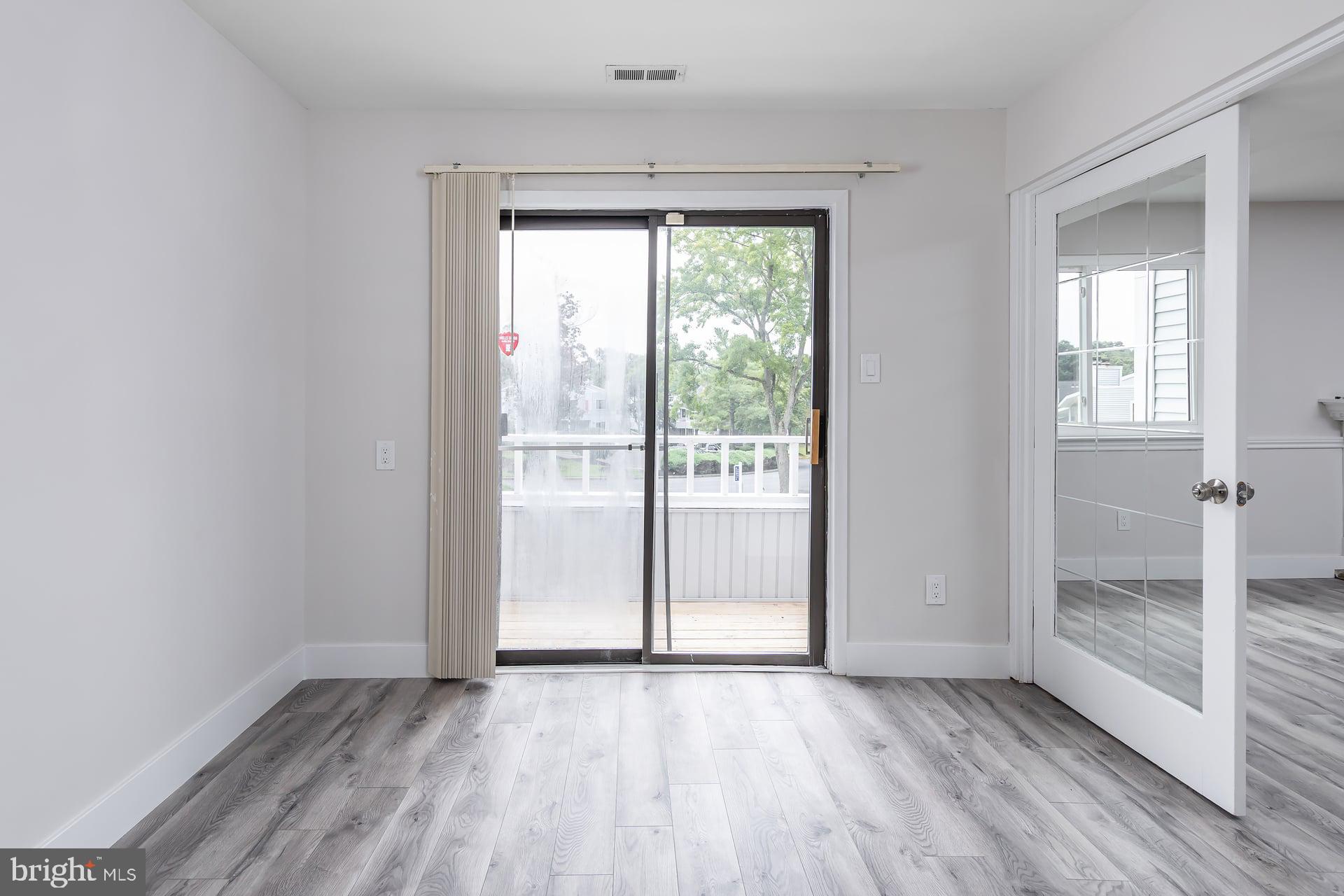 1004 BERWYCK COURT