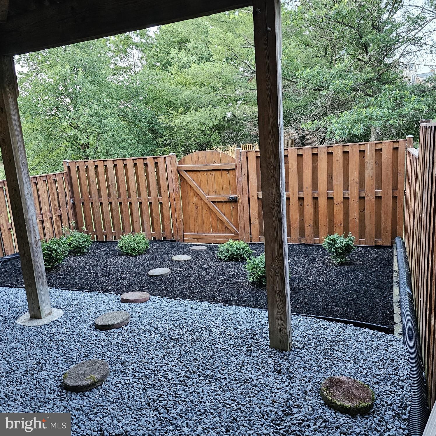 CENTER TERRACE - Residential Lease