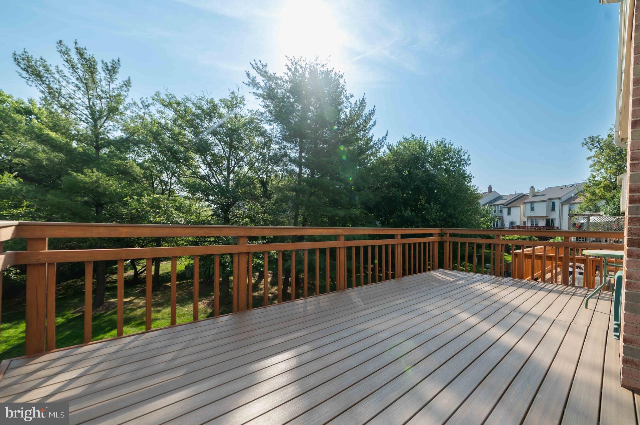 CENTER TERRACE - Residential Lease