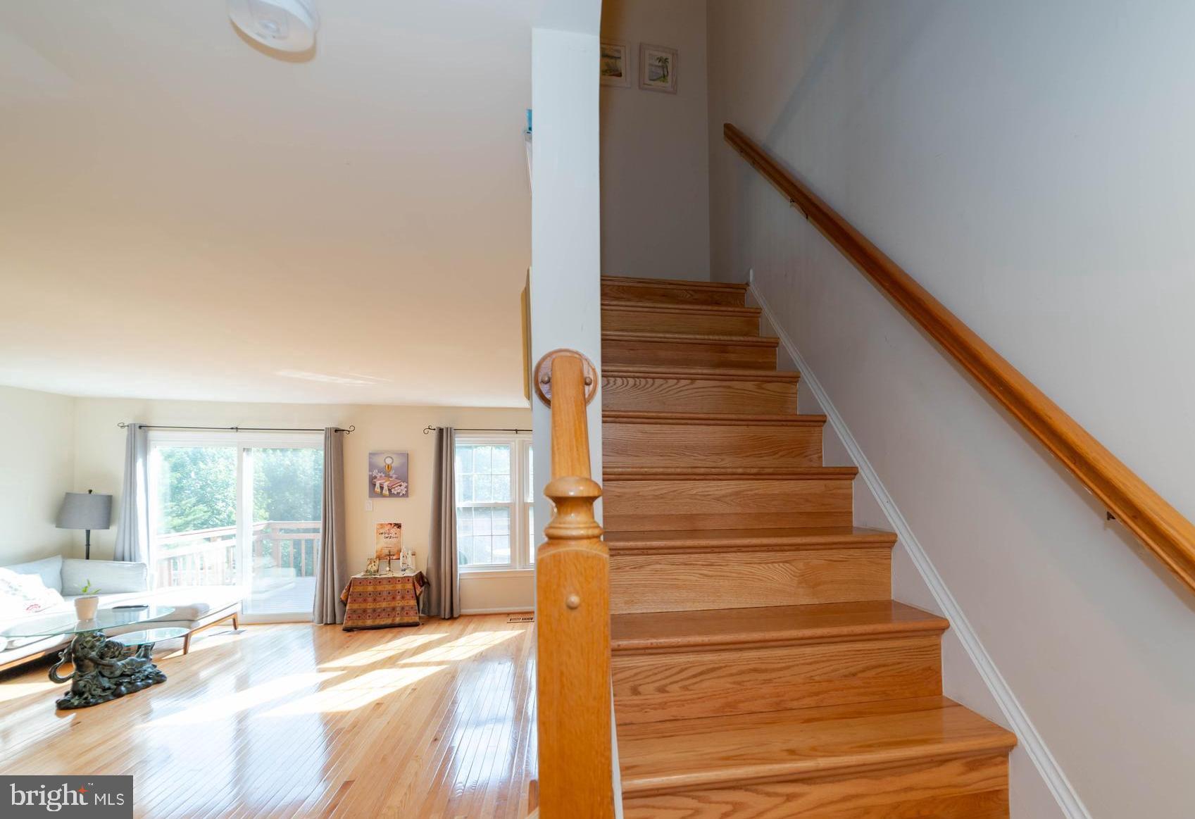 CENTER TERRACE - Residential Lease