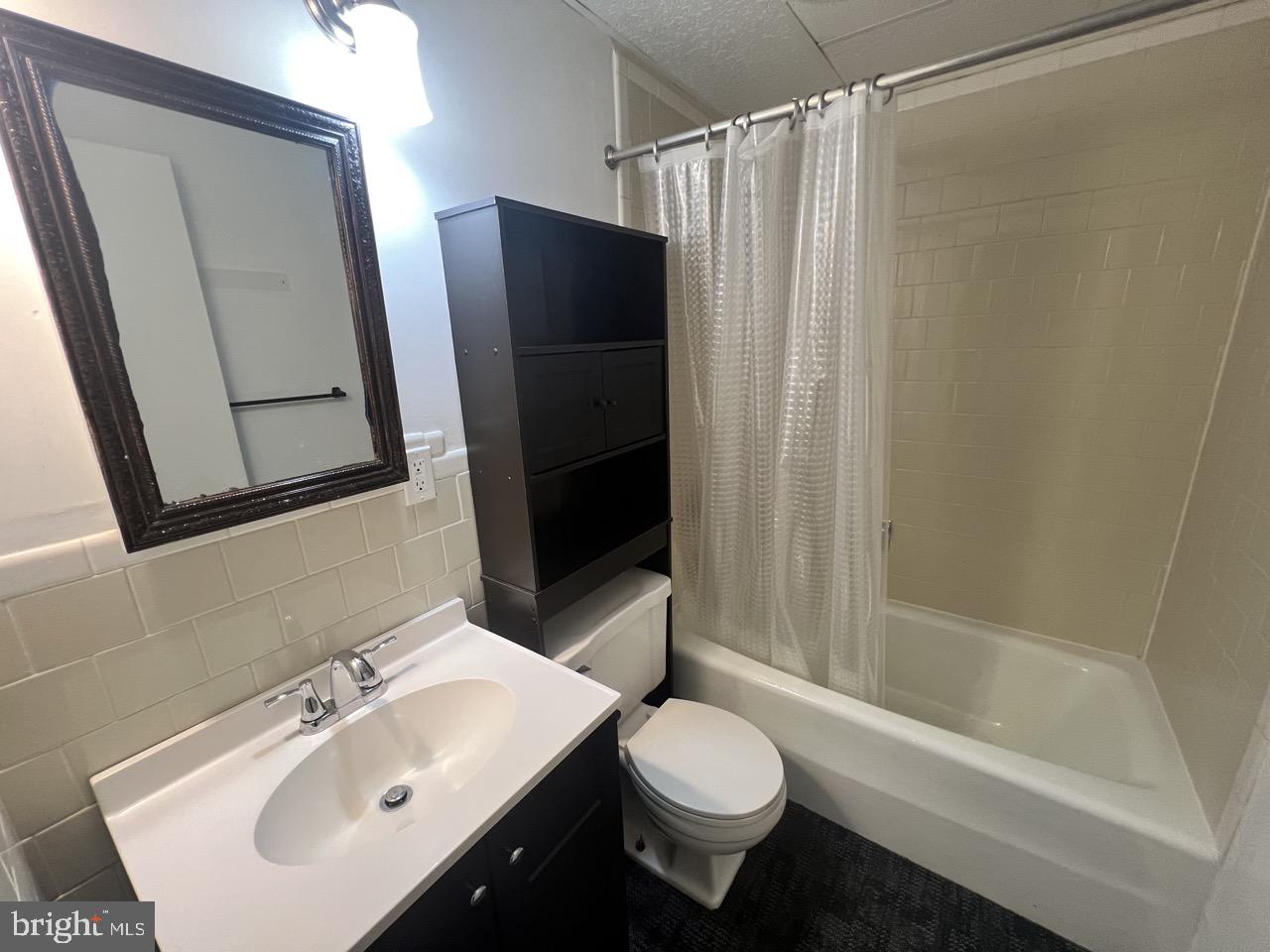 CHESAPEAKE RANCH ESTATES - Residential Lease