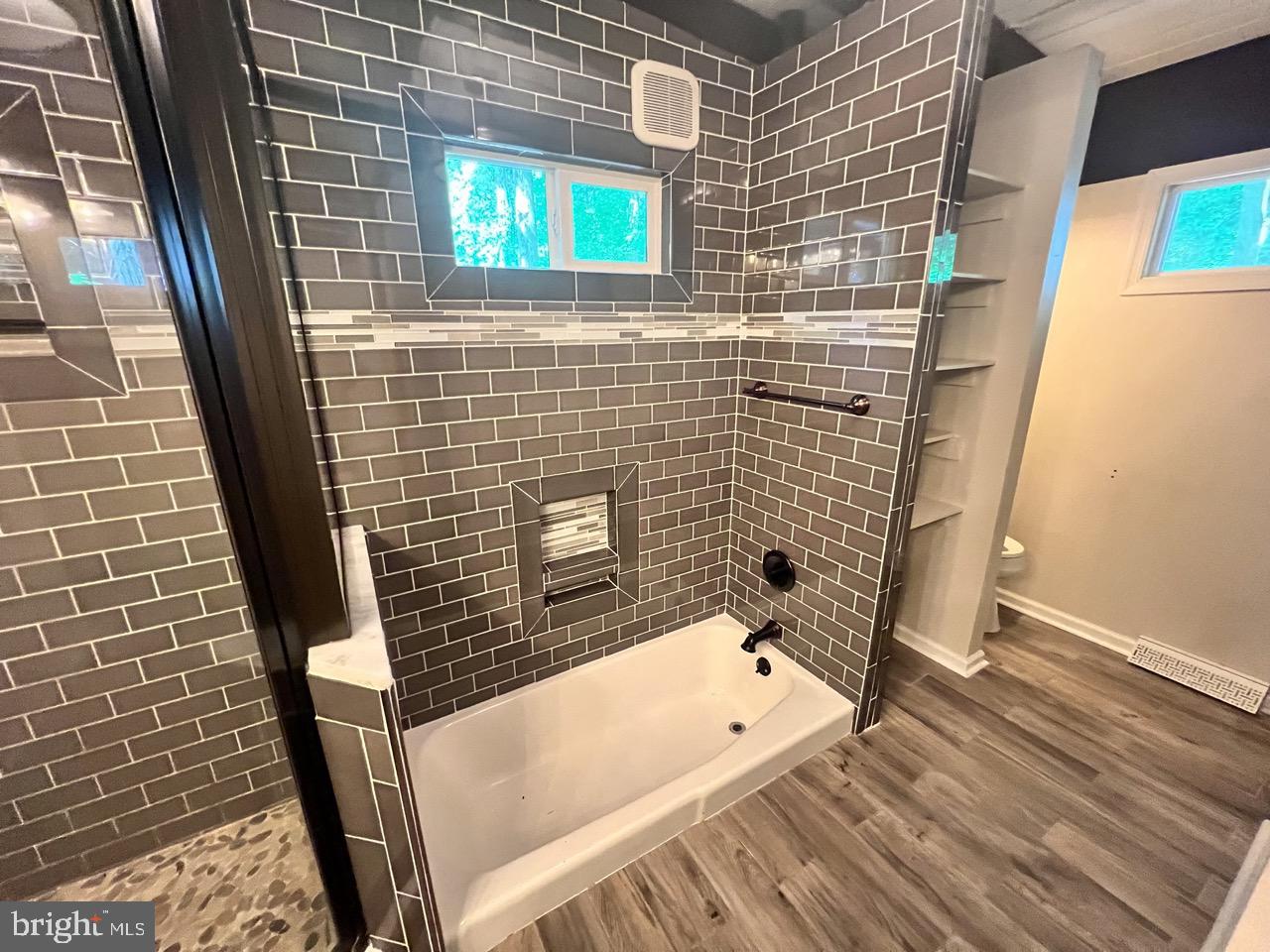 CHESAPEAKE RANCH ESTATES - Residential Lease