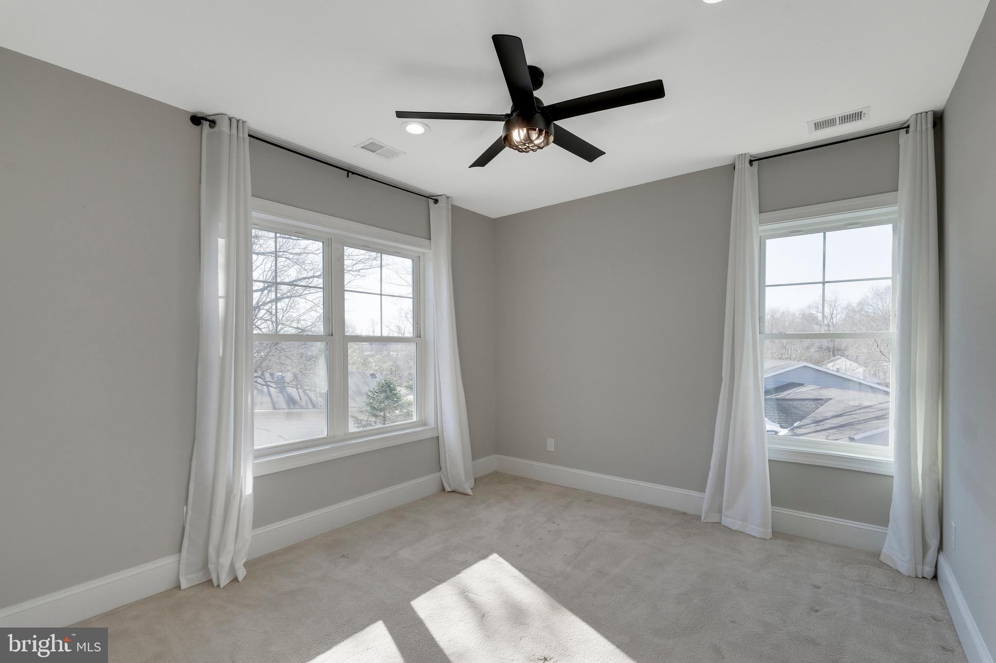 STERLING  PARK - Residential