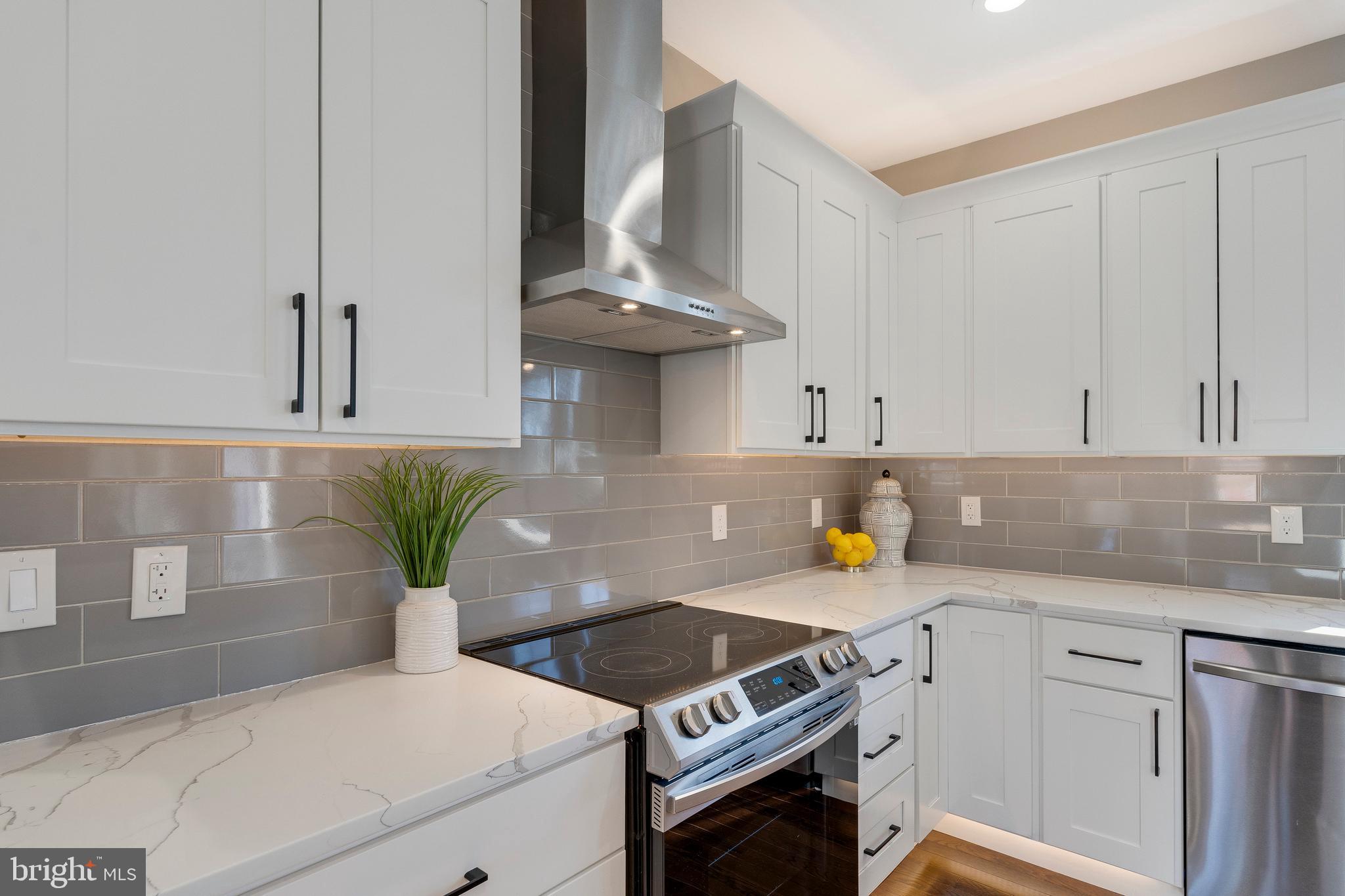 STERLING  PARK - Residential