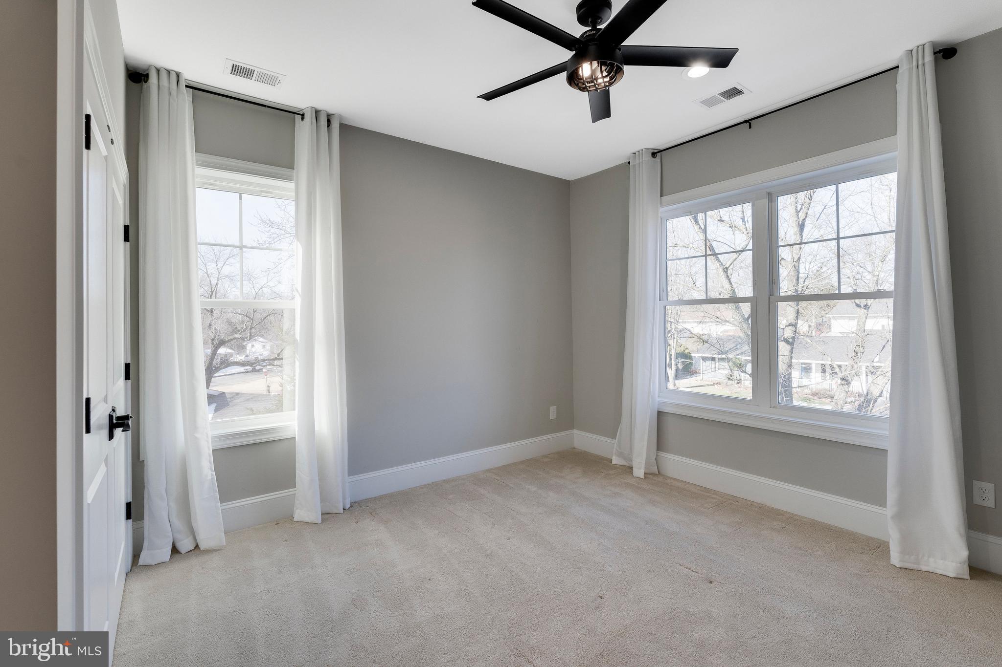 STERLING  PARK - Residential