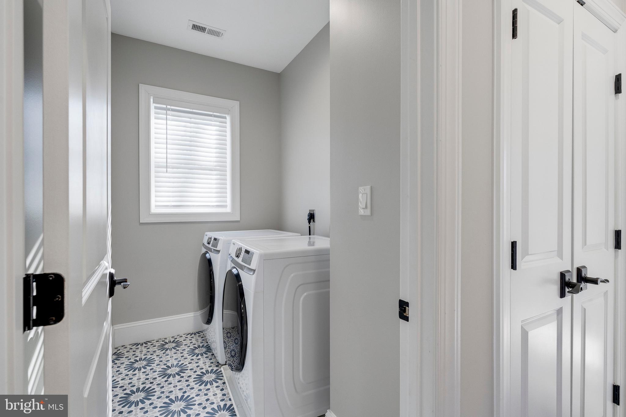 STERLING  PARK - Residential