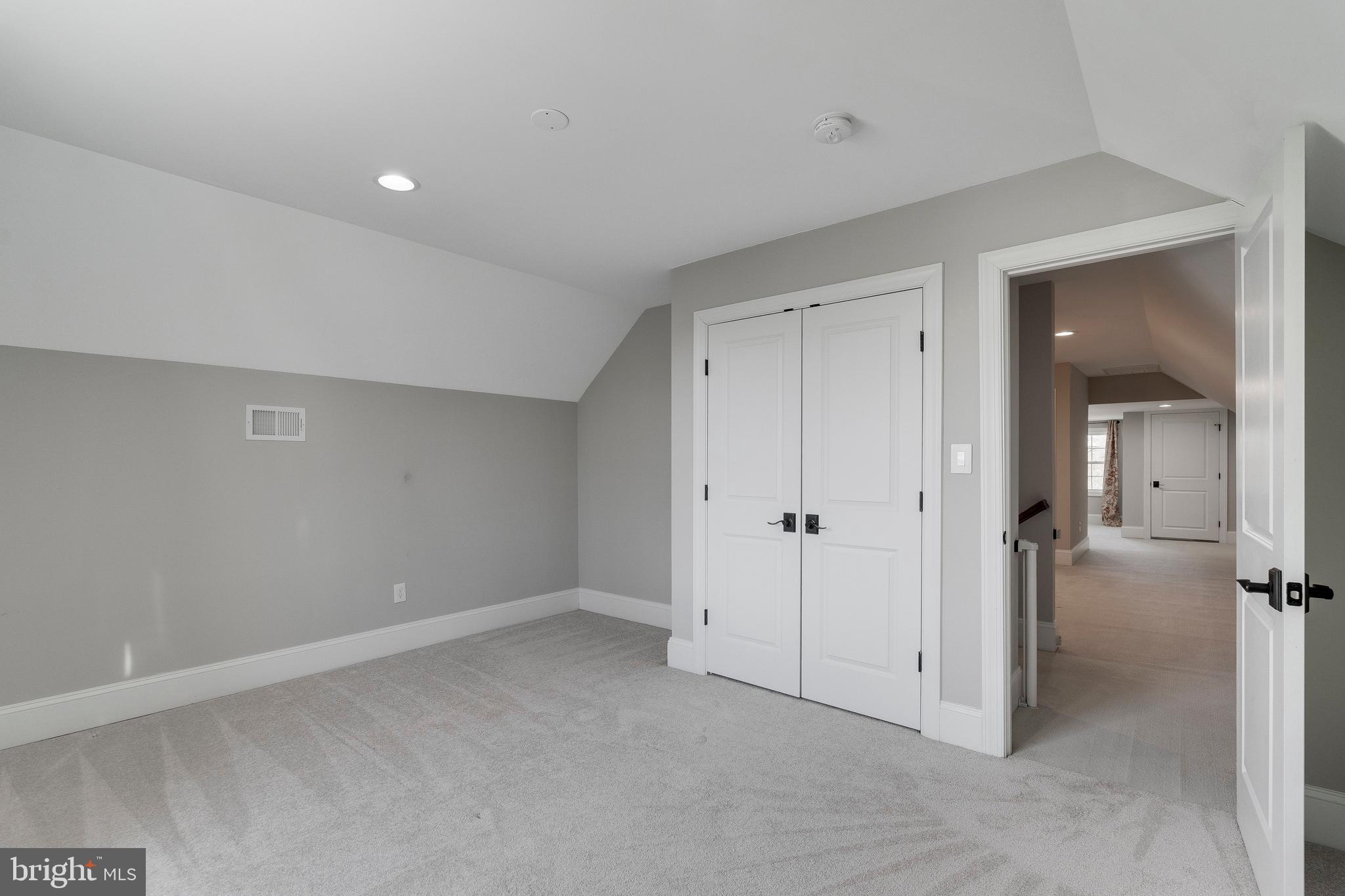 STERLING  PARK - Residential