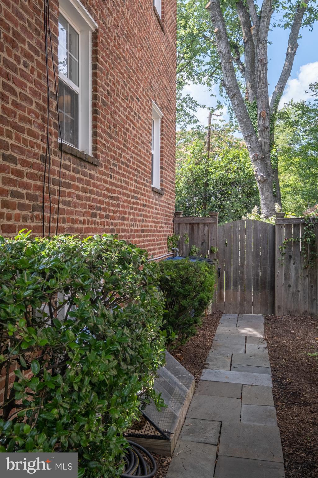 DEL RAY - Residential