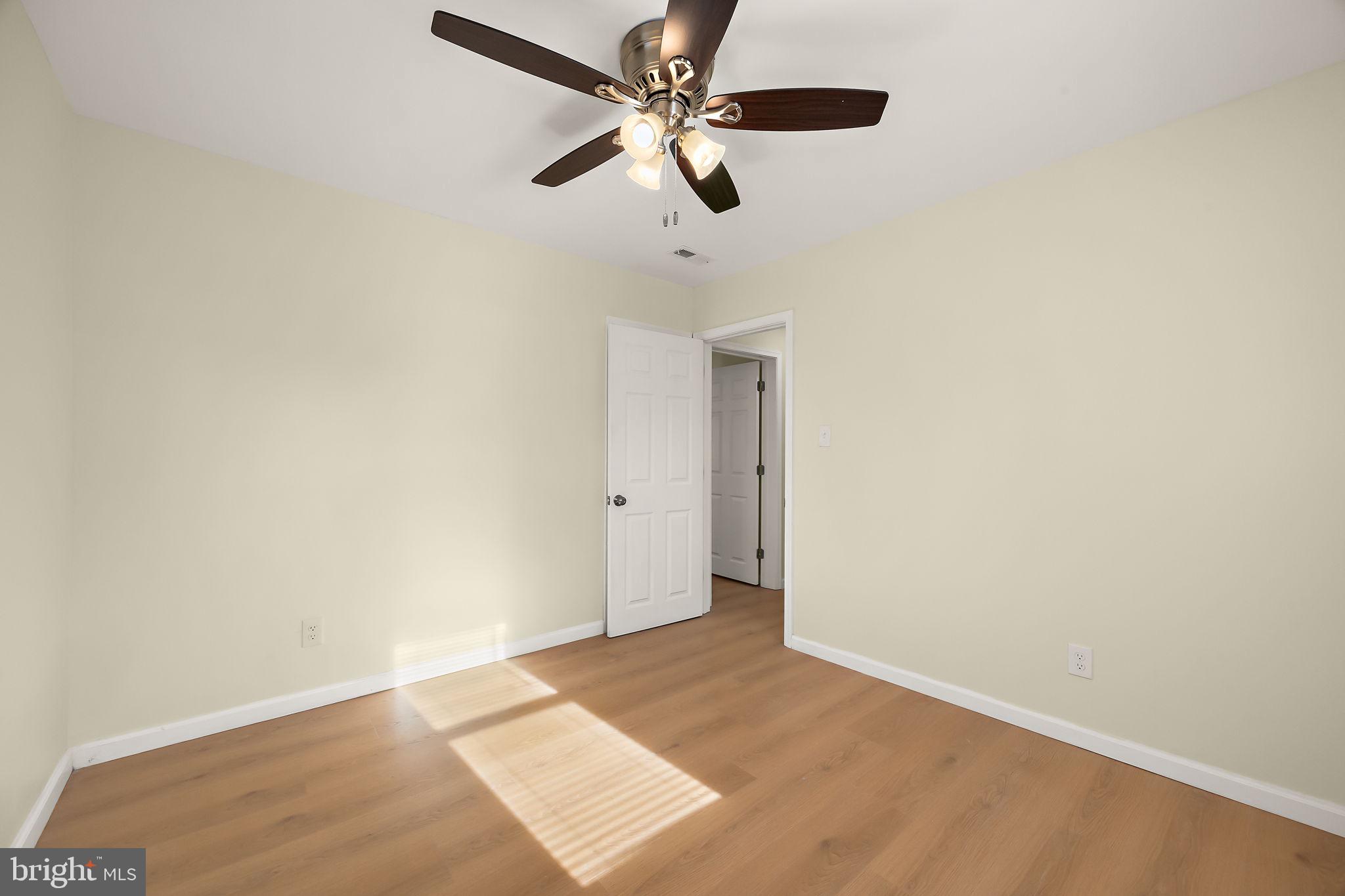 MANOR PARK - Residential