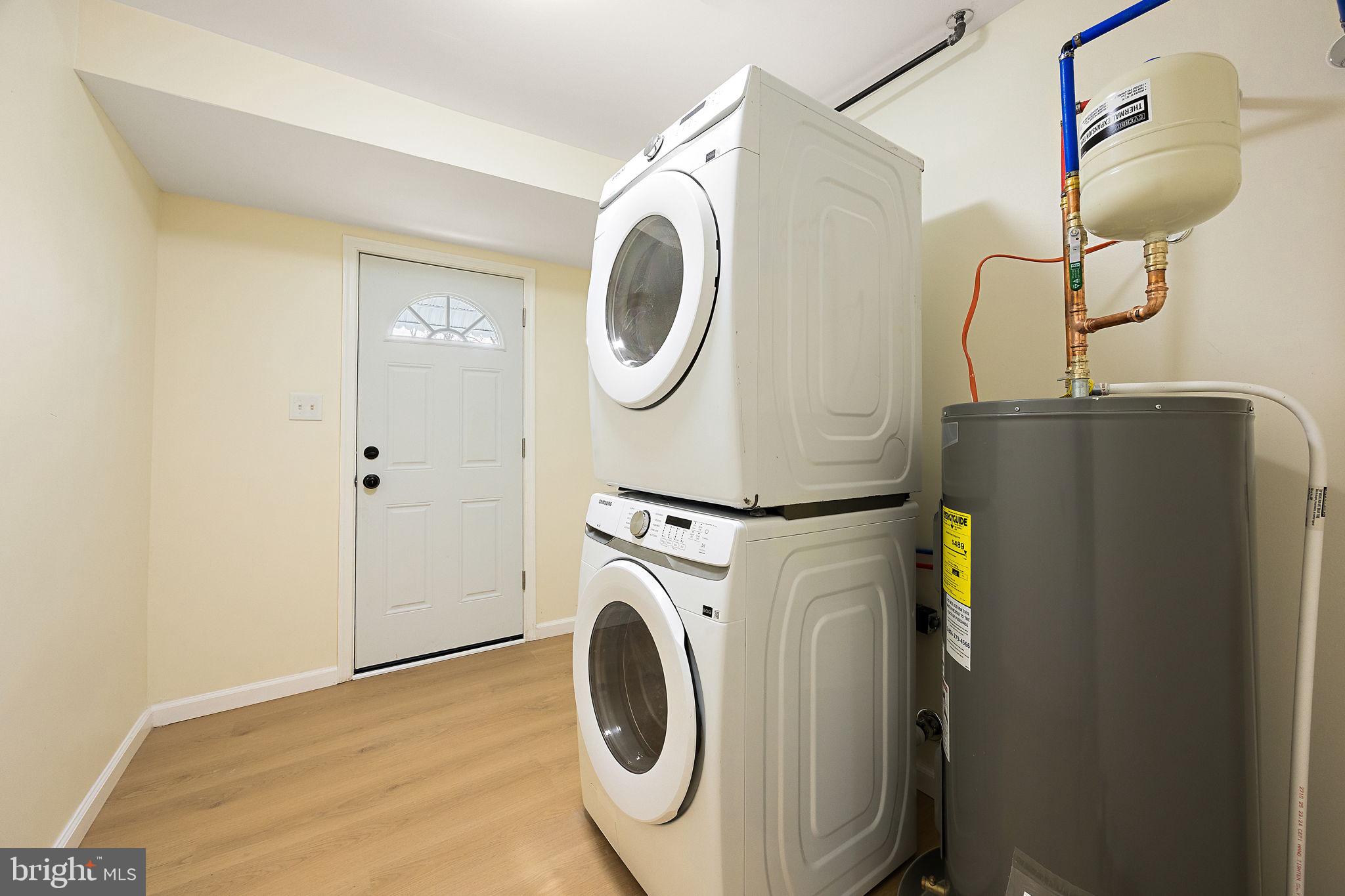 MANOR PARK - Residential