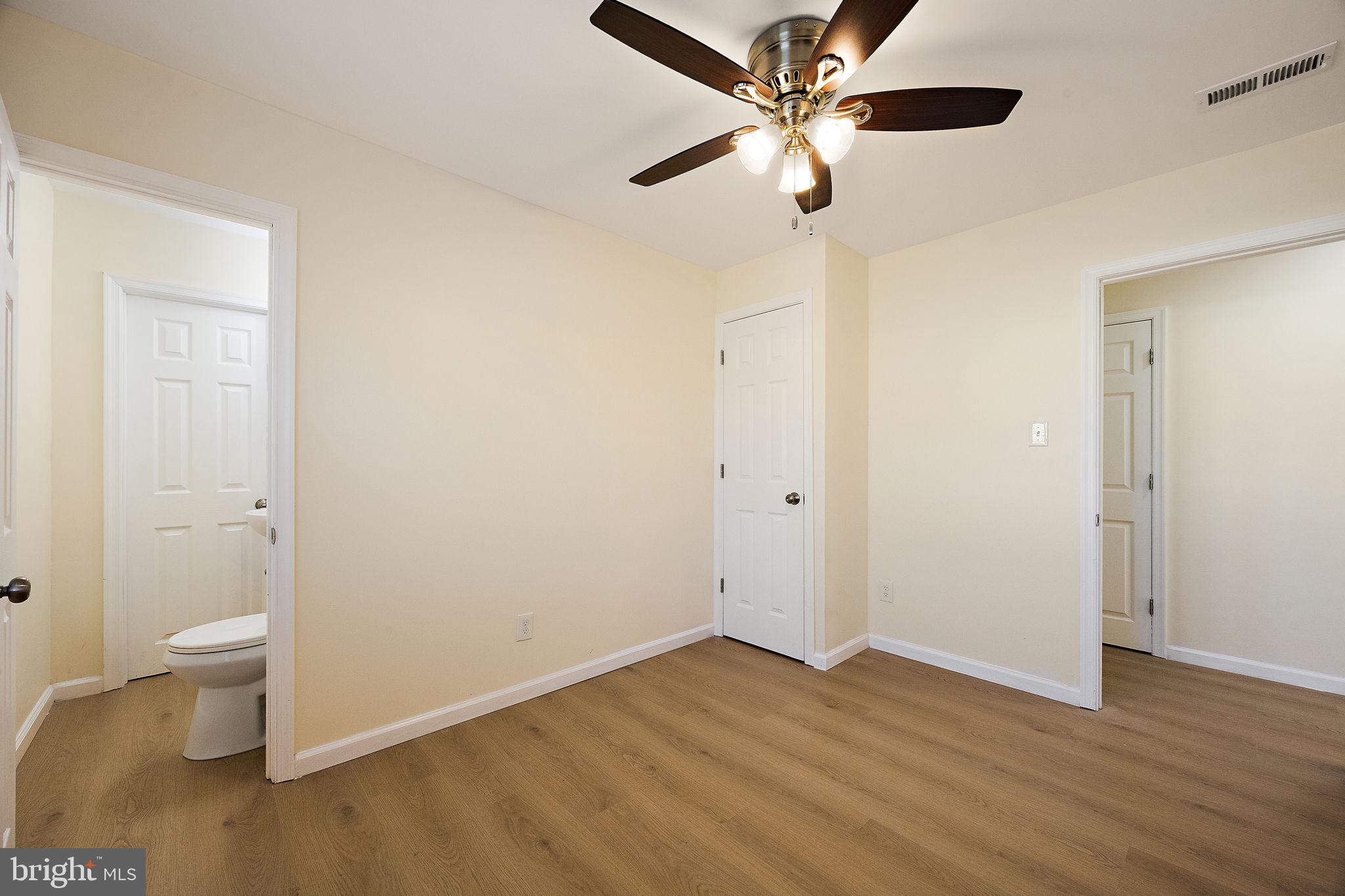 MANOR PARK - Residential