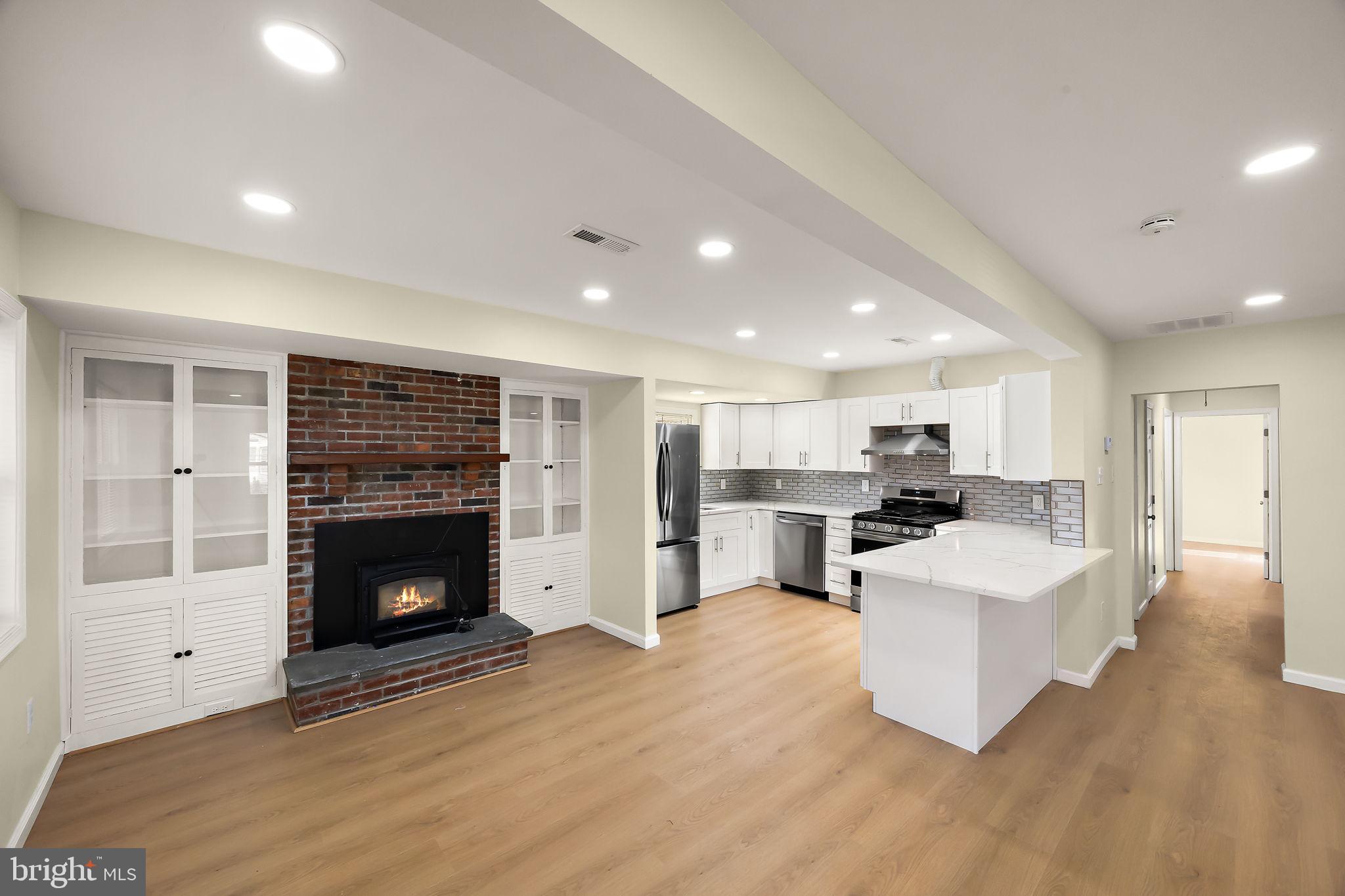 MANOR PARK - Residential