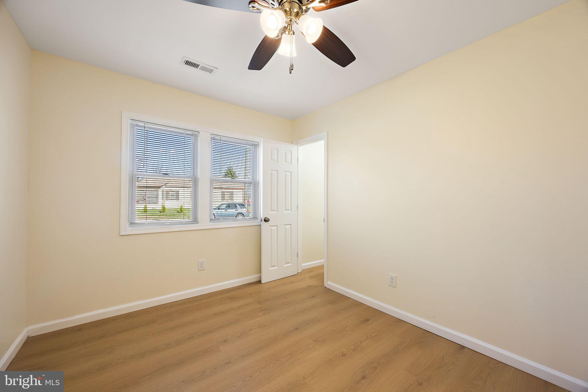 MANOR PARK - Residential