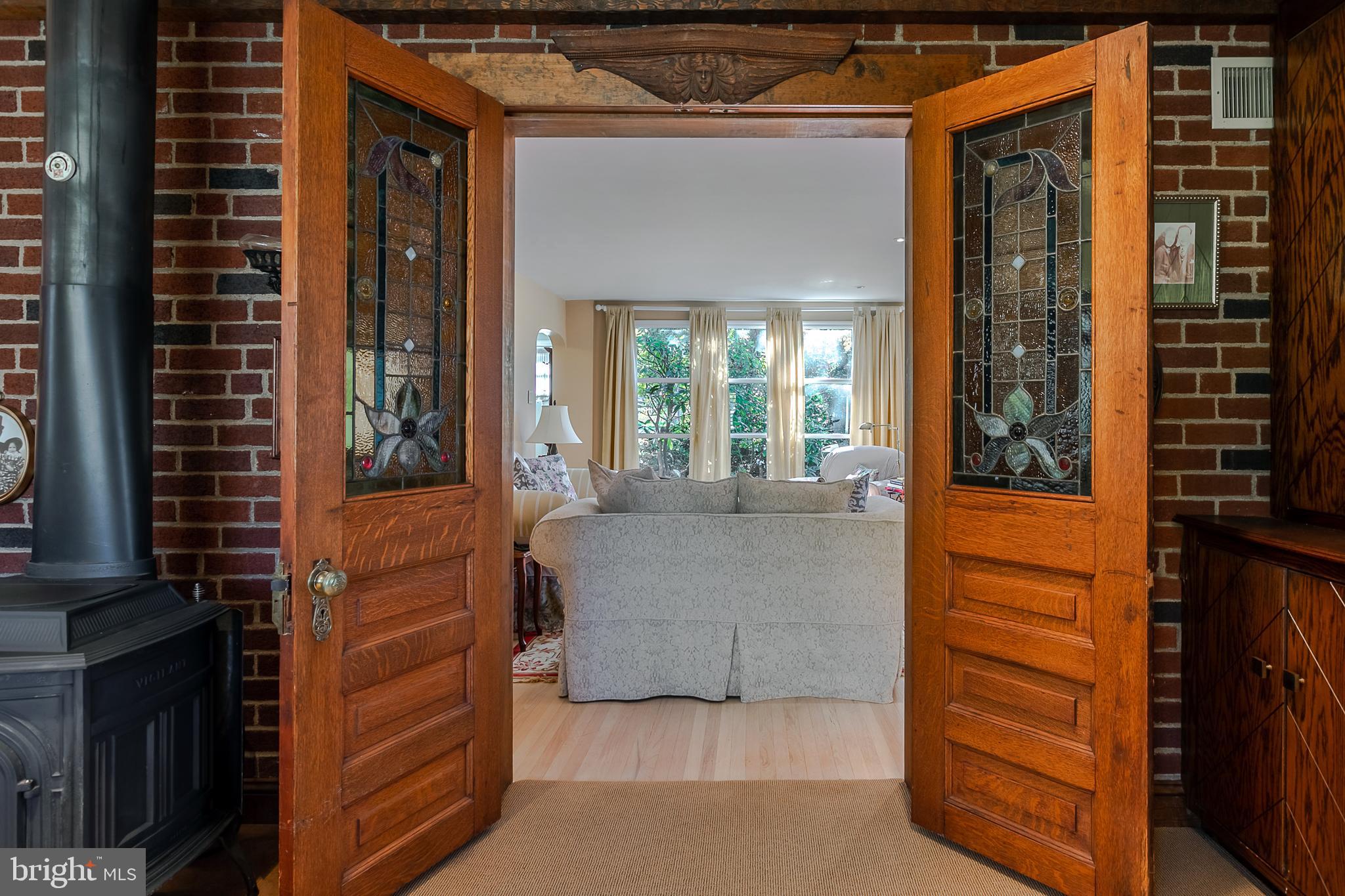 LYNNEWOOD GDNS - Residential