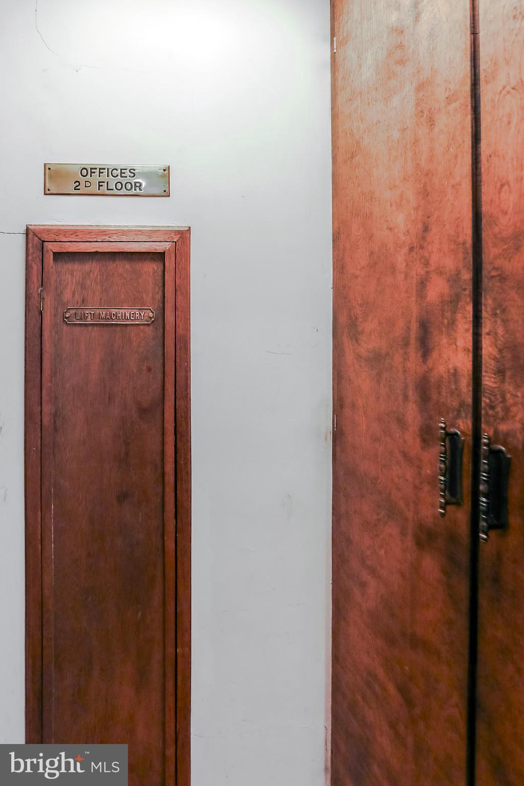 LYNNEWOOD GDNS - Residential