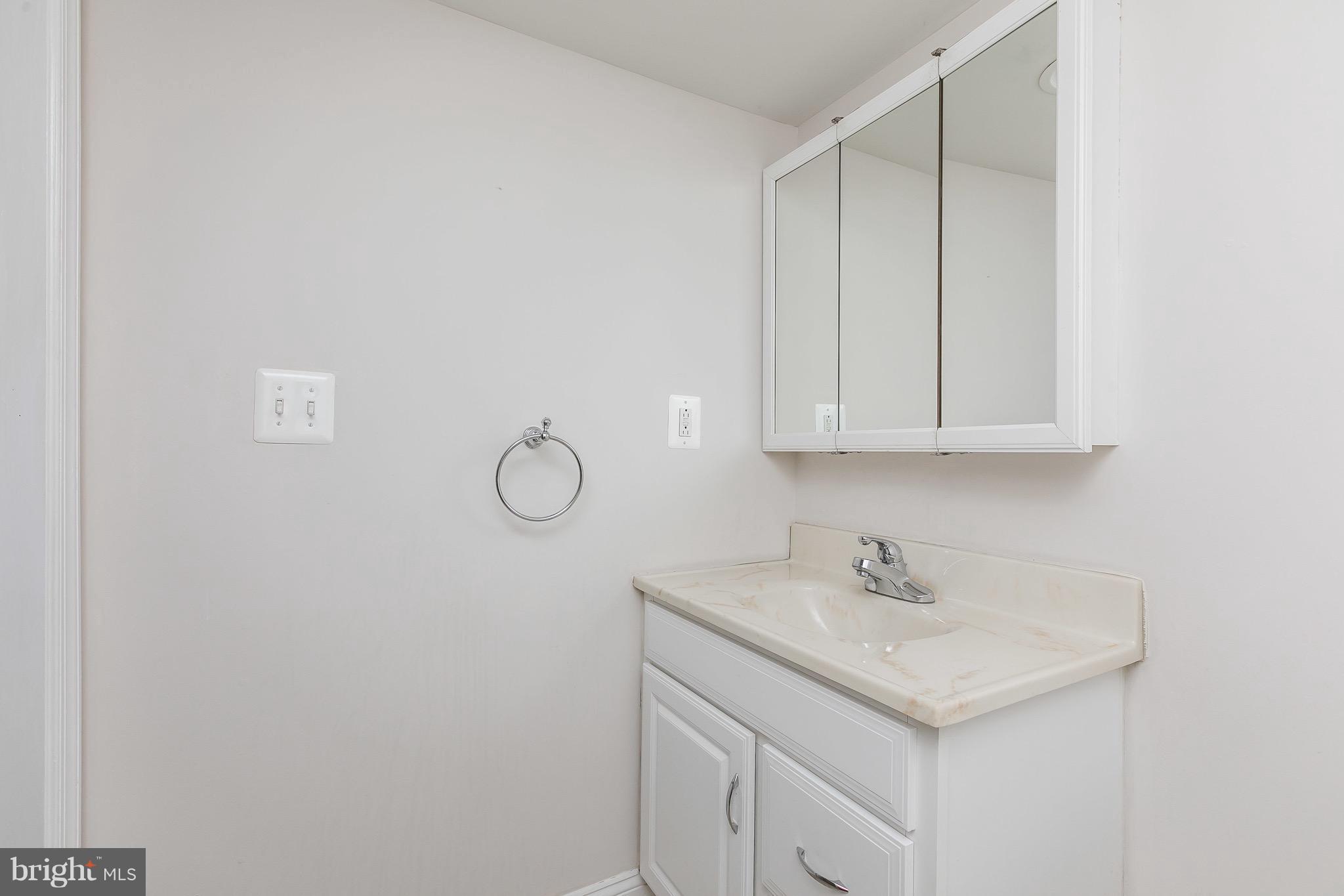 CANTON - Residential Lease