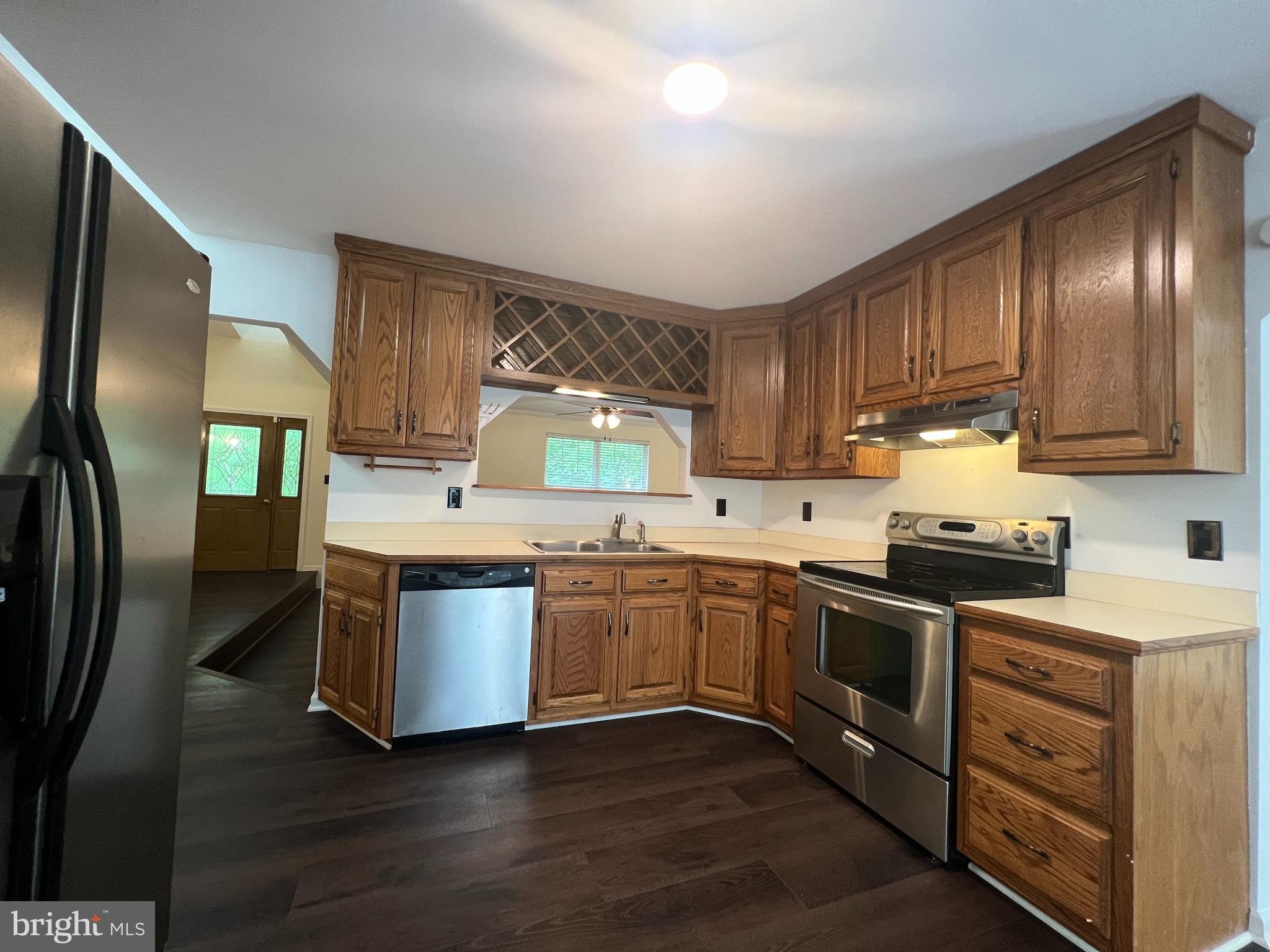 UPPER REDOUBT HEIGHTS - Residential