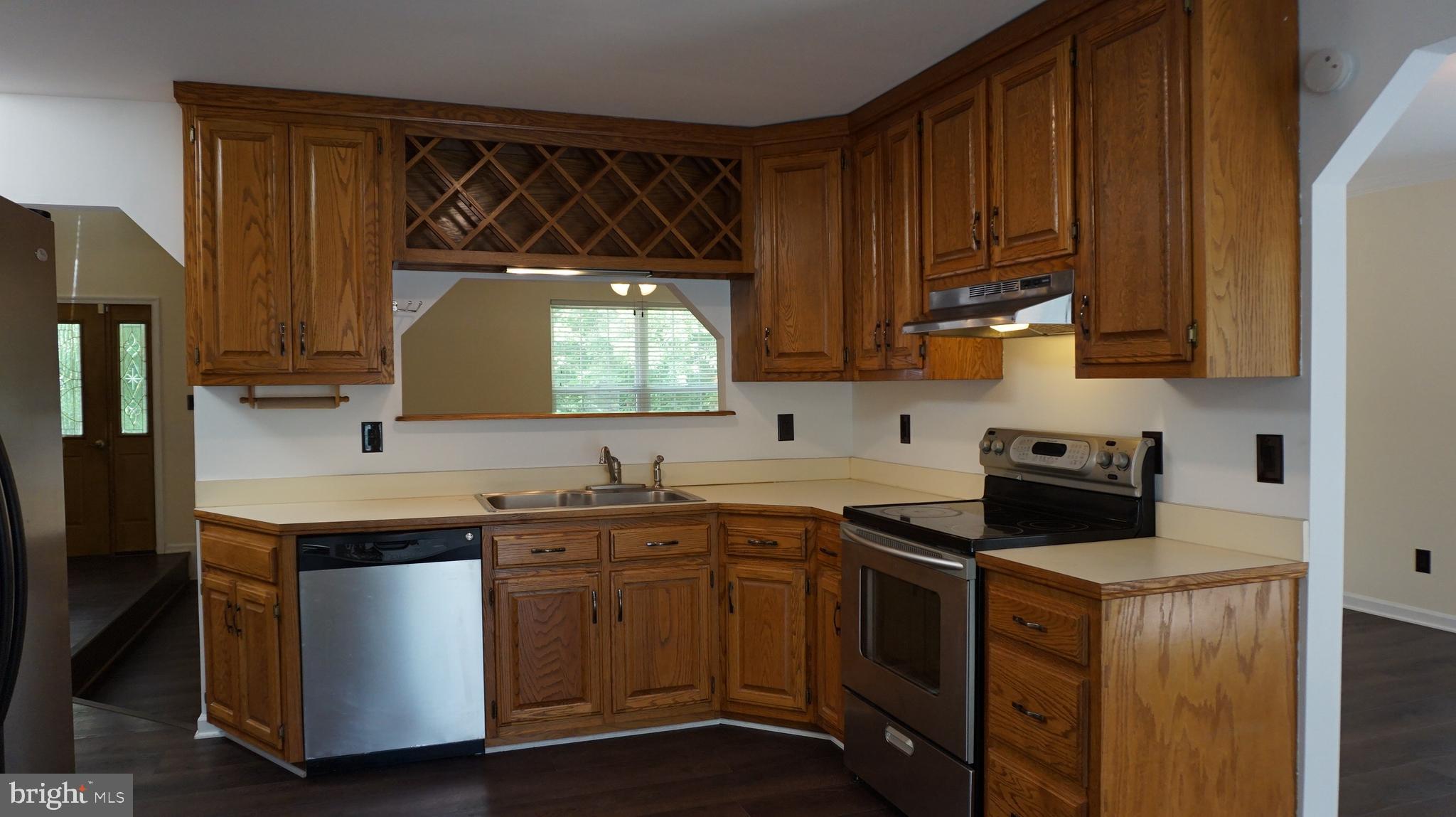 UPPER REDOUBT HEIGHTS - Residential