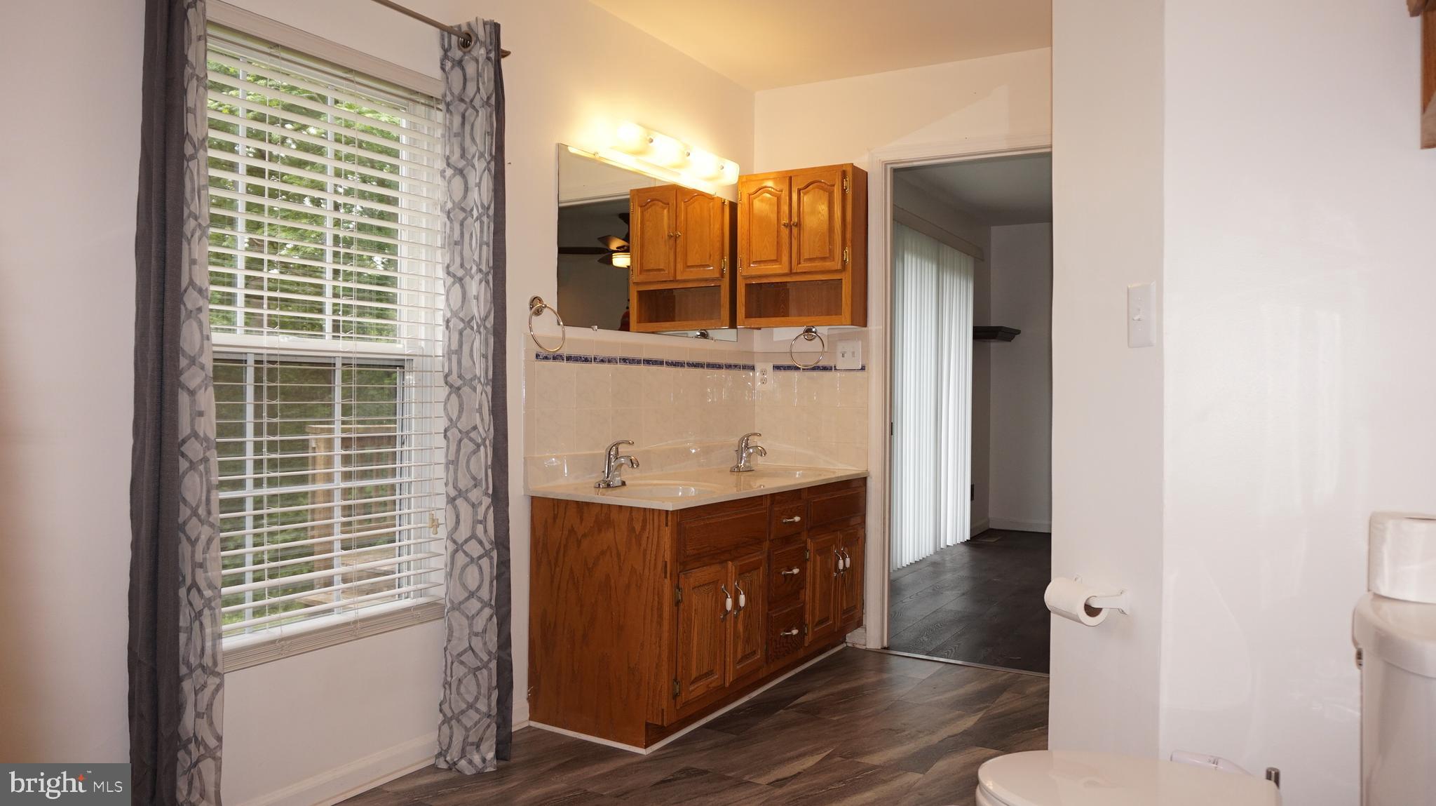 UPPER REDOUBT HEIGHTS - Residential