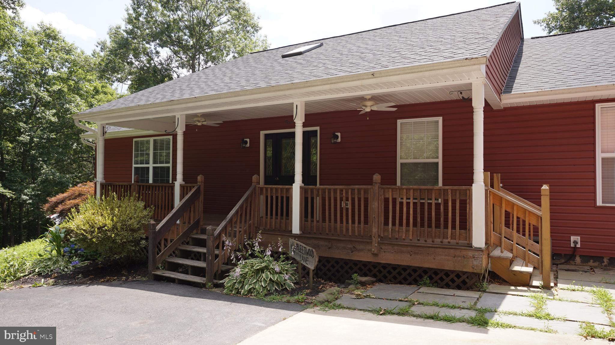 UPPER REDOUBT HEIGHTS - Residential
