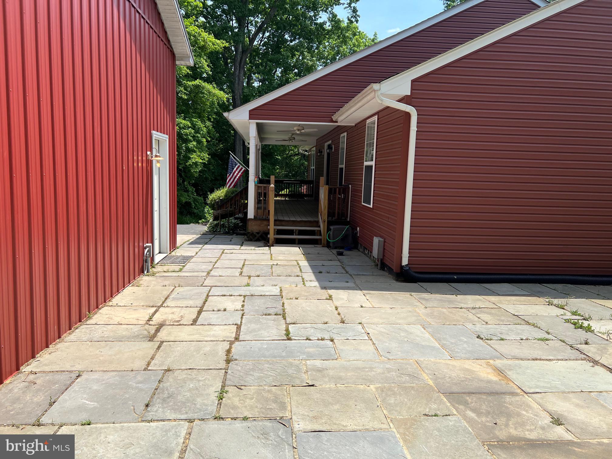 UPPER REDOUBT HEIGHTS - Residential