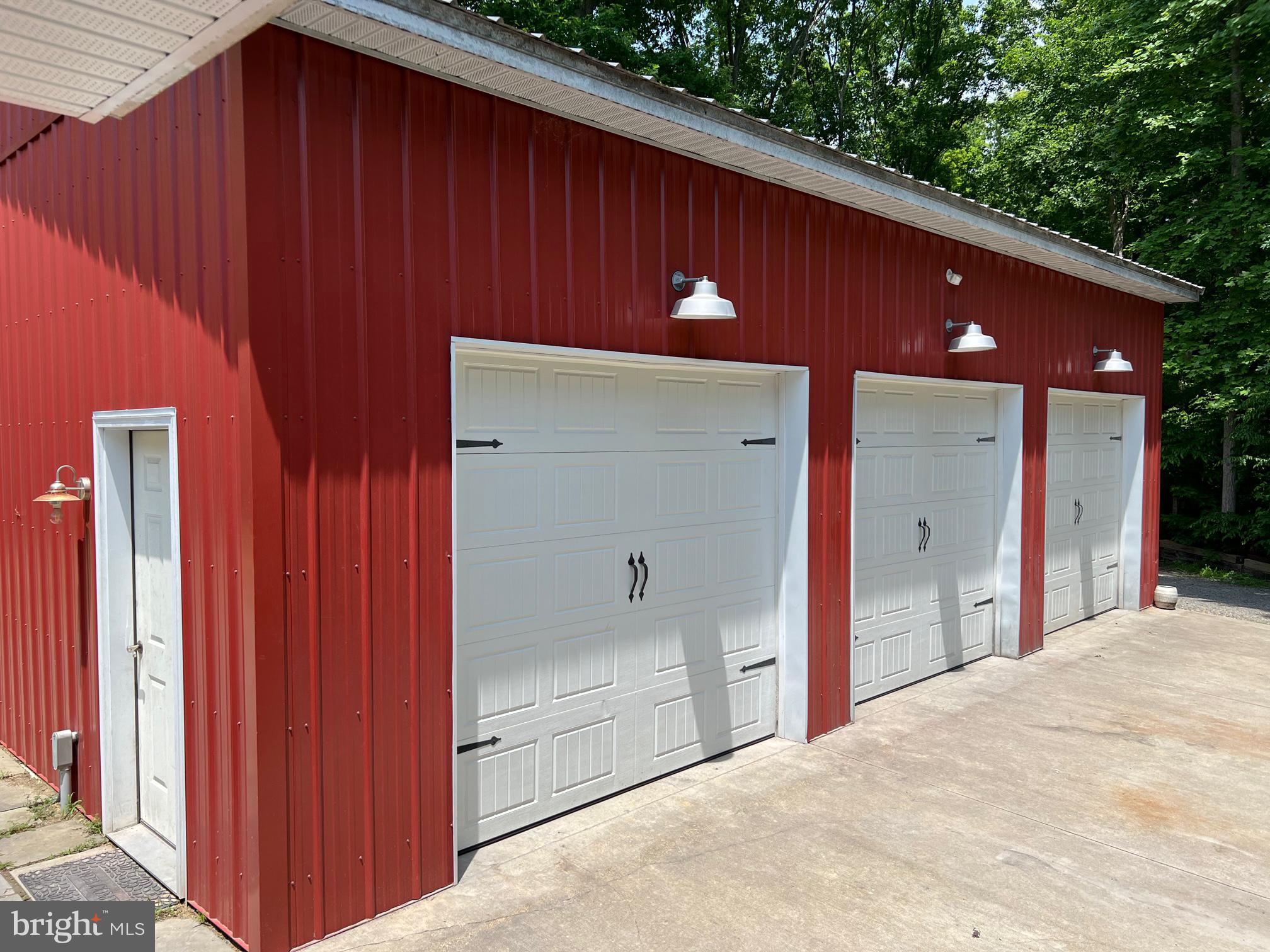 UPPER REDOUBT HEIGHTS - Residential