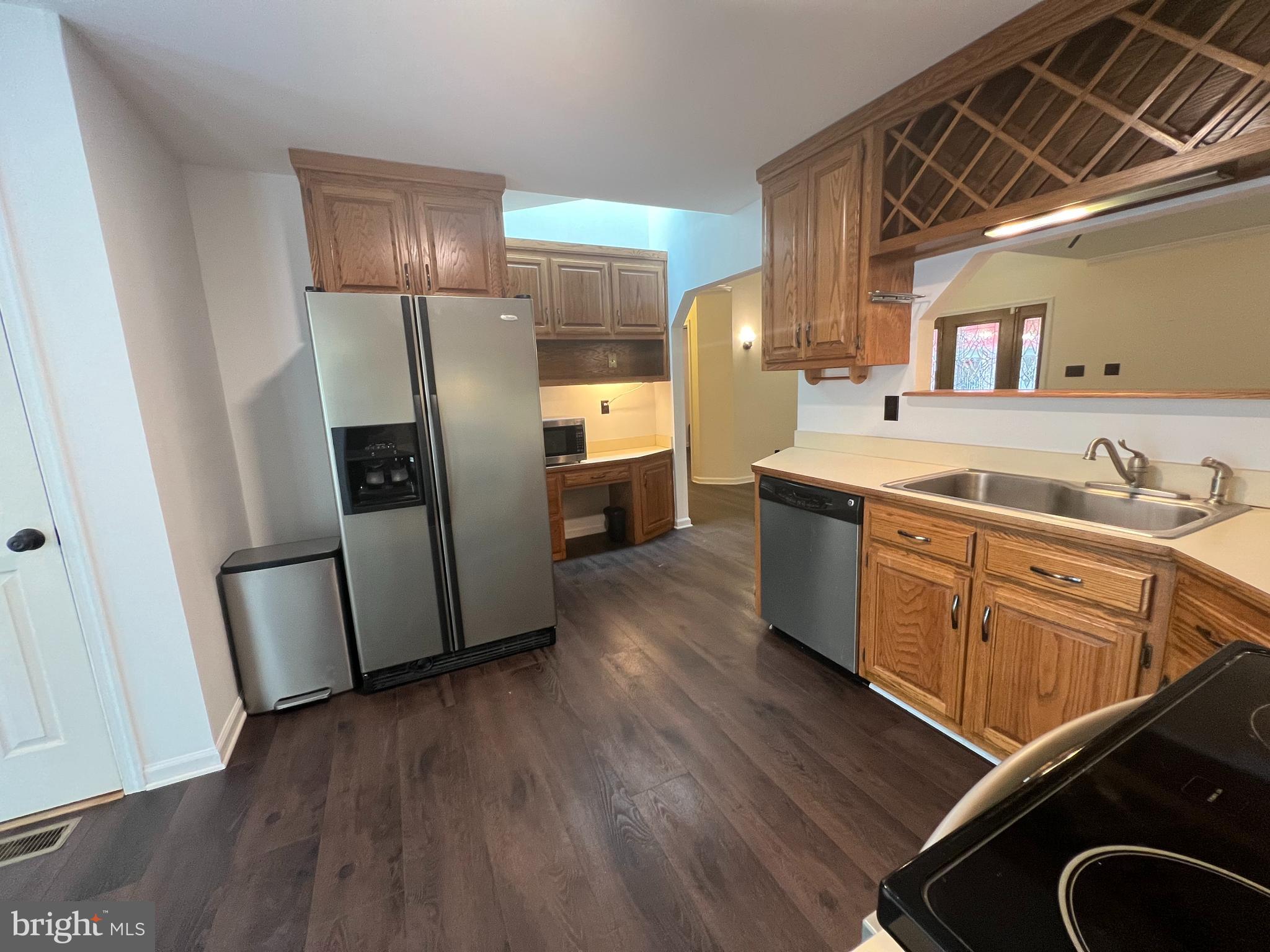 UPPER REDOUBT HEIGHTS - Residential