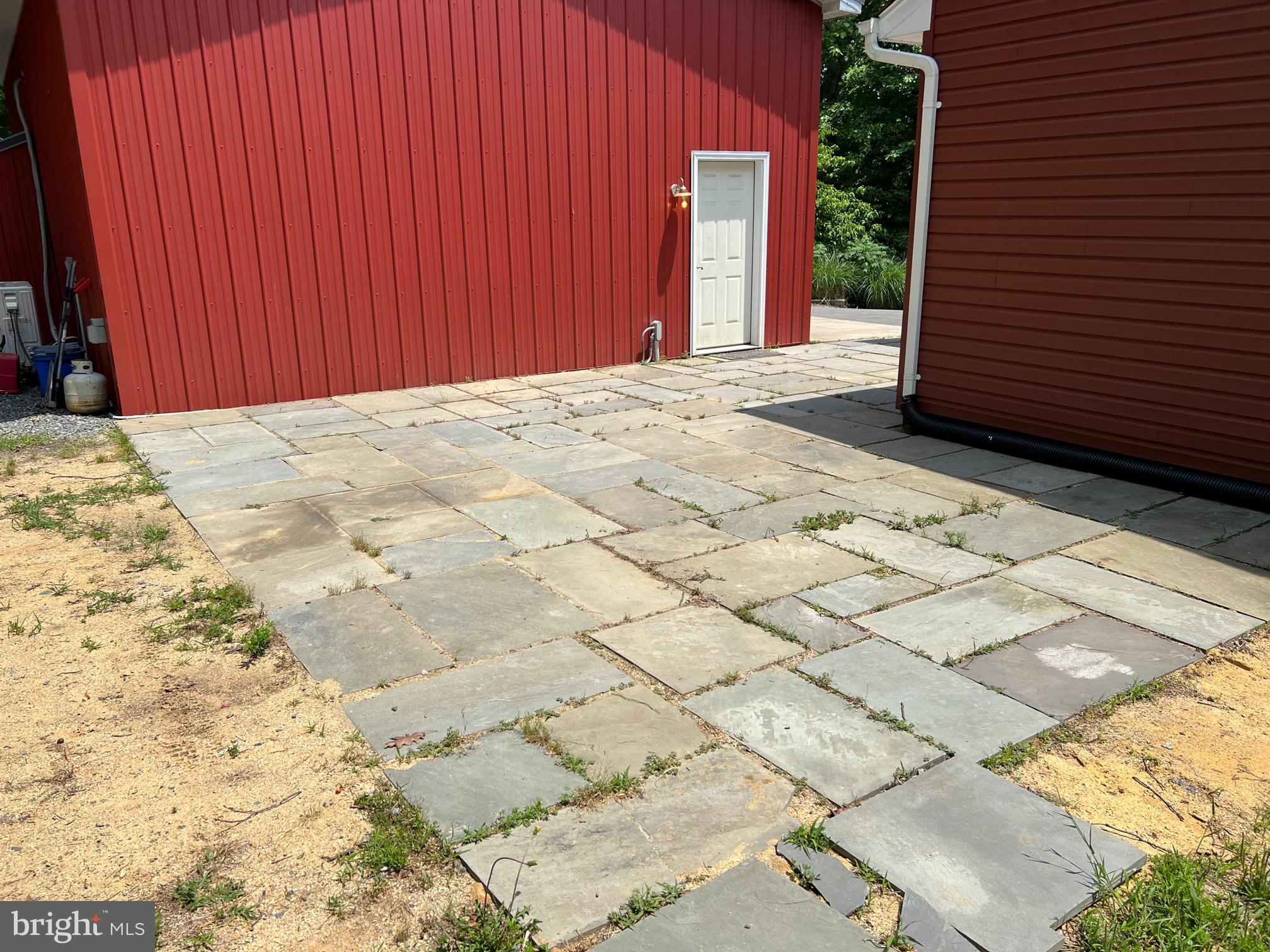 UPPER REDOUBT HEIGHTS - Residential