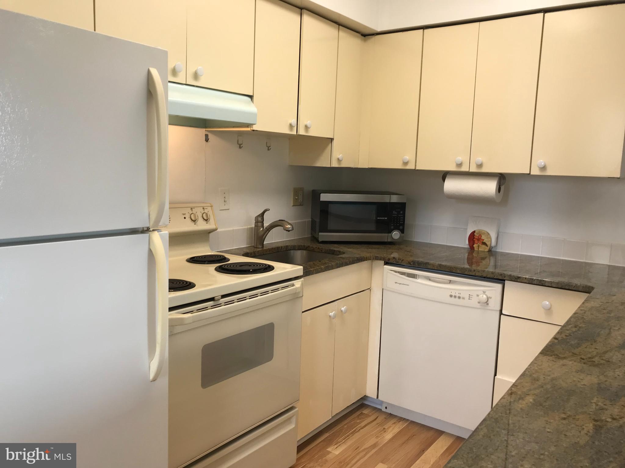 AVENUE OF THE ARTS - Residential