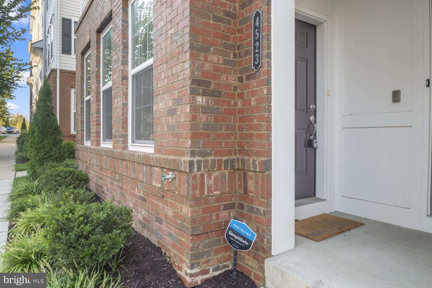 4523 REANEY LANE 499
