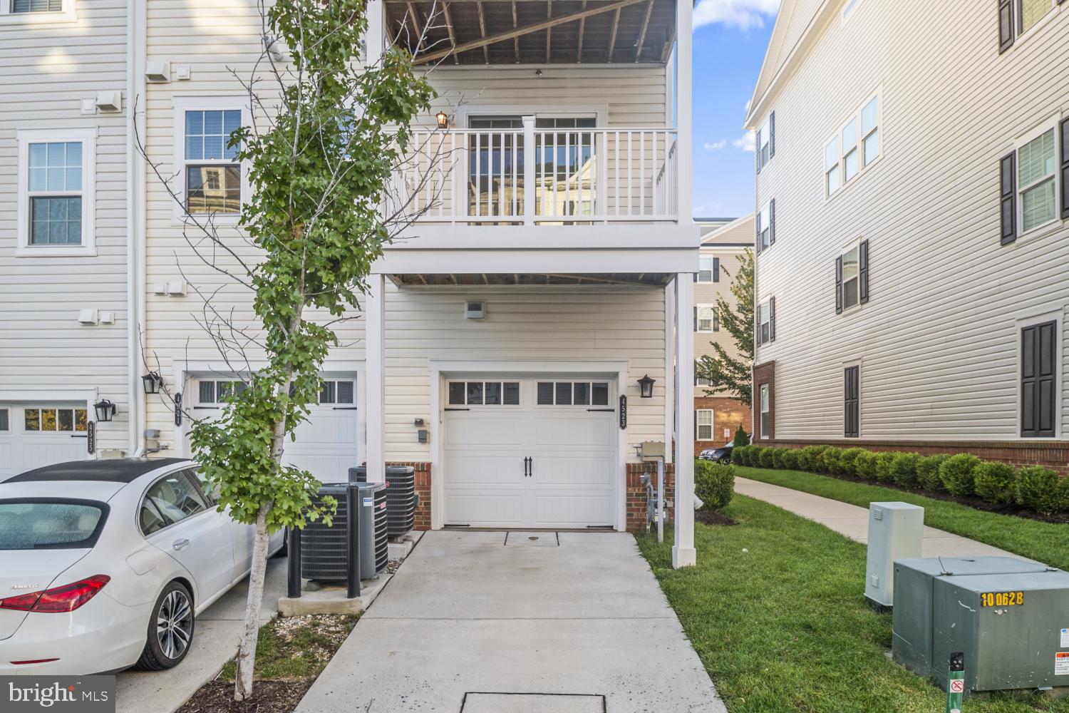 4523 REANEY LANE 499