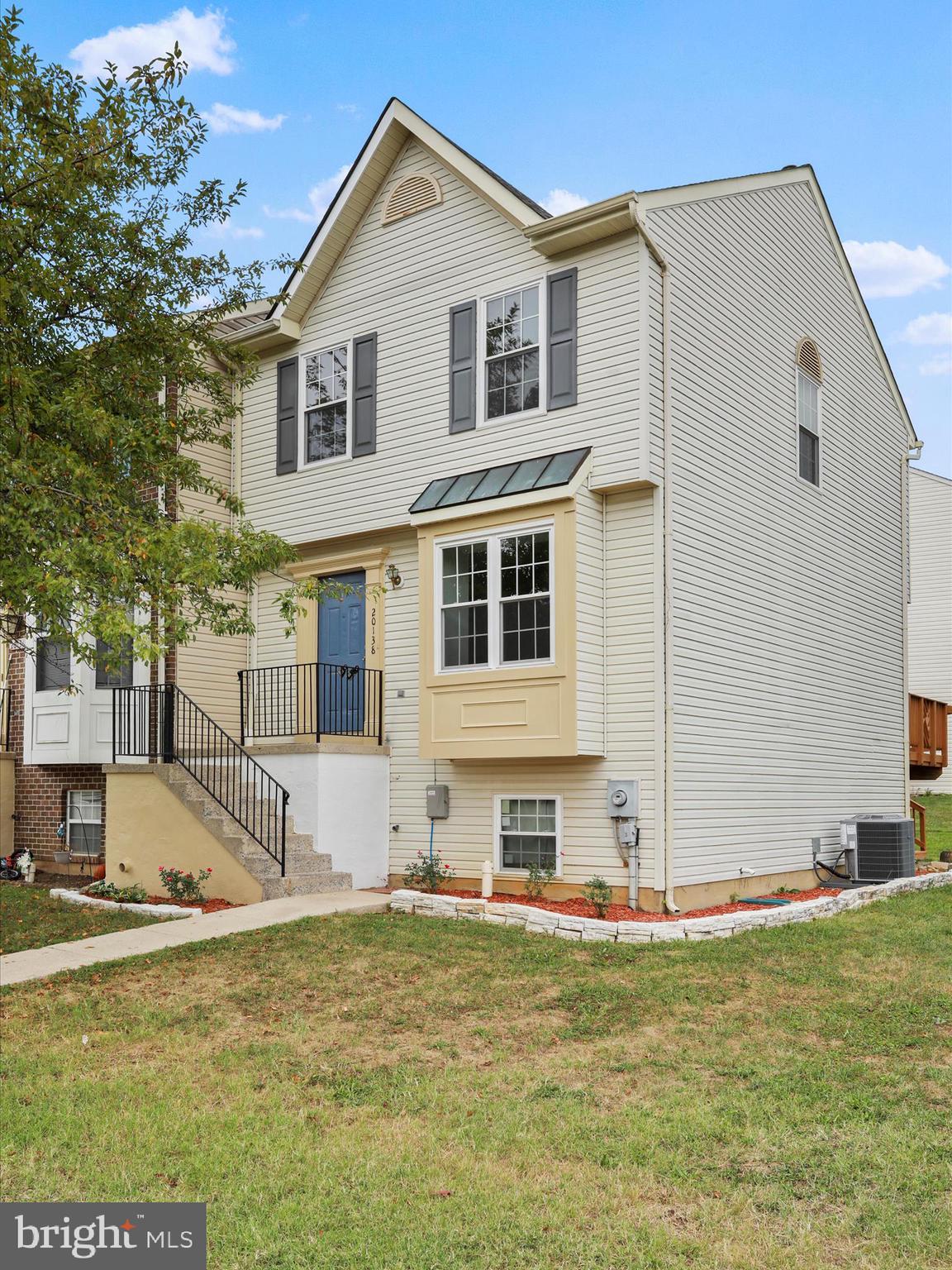 ROBINS GLENN - Residential