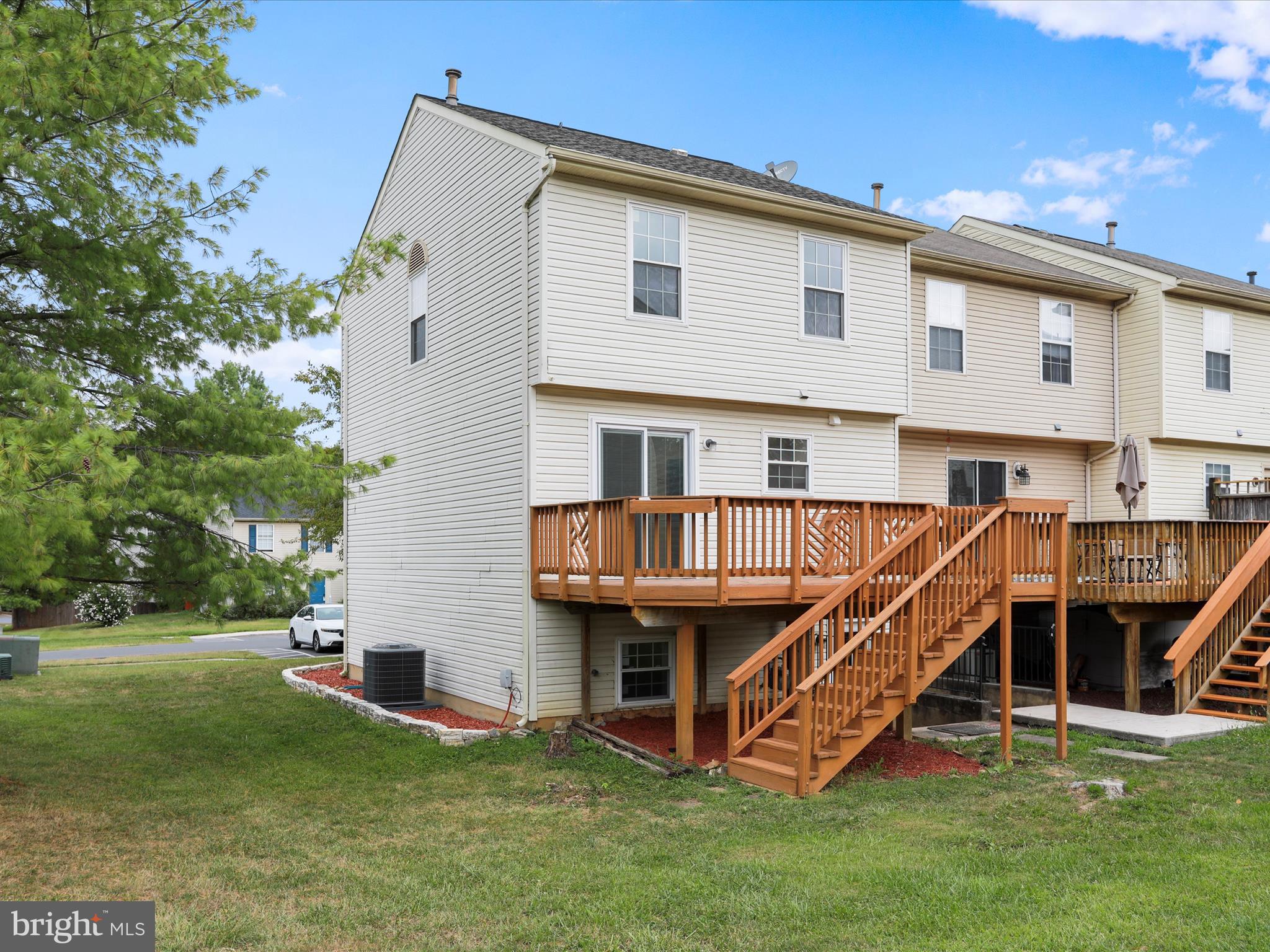 ROBINS GLENN - Residential