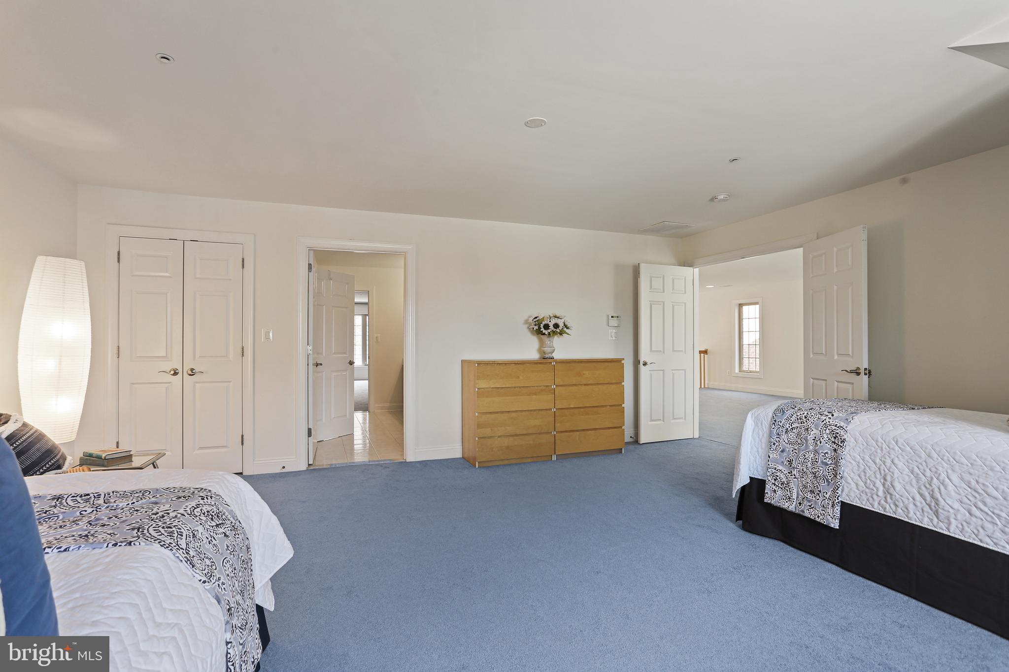 SCOT'S GLEN - Residential